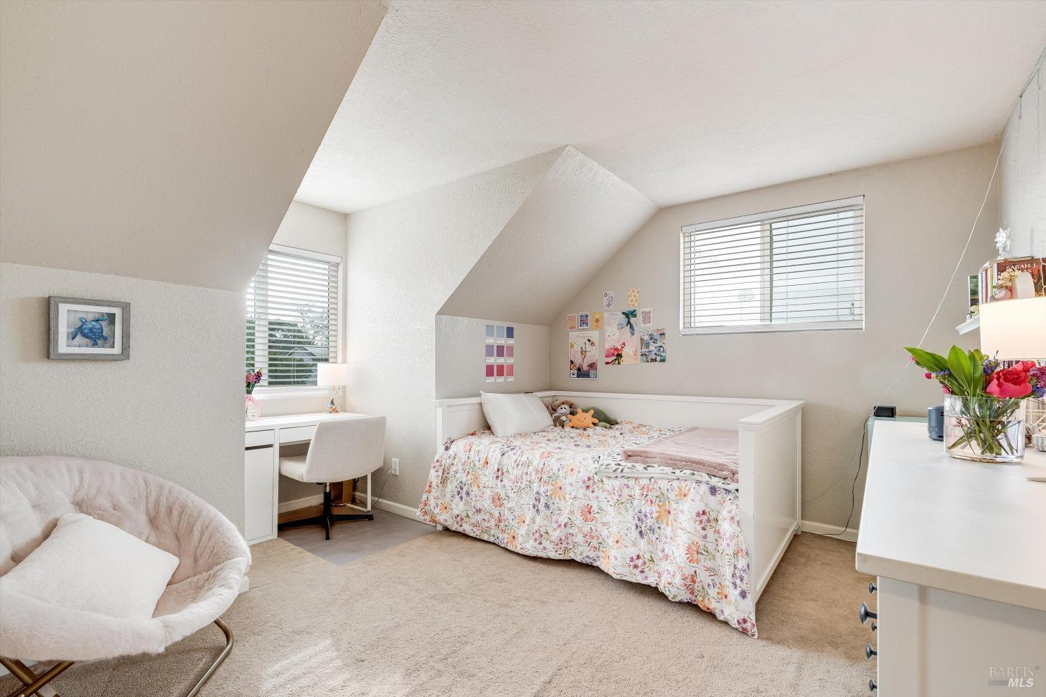 Detail Gallery Image 31 of 79 For 525 Oak Lake Ave, Santa Rosa,  CA 95409 - 5 Beds | 3 Baths