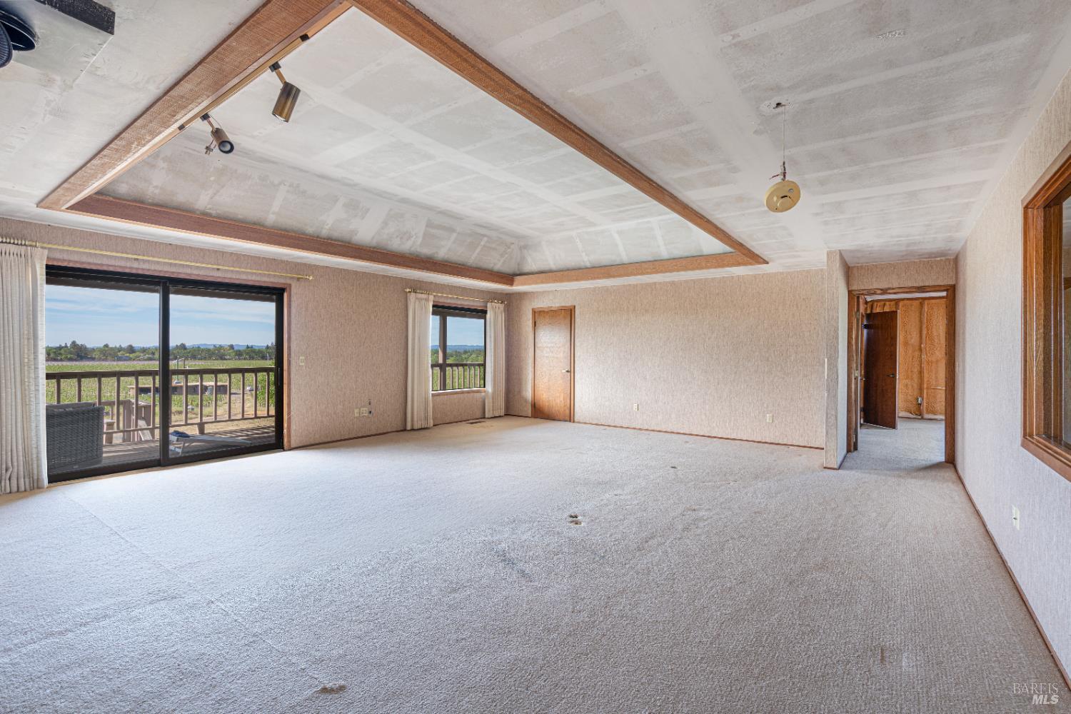 Detail Gallery Image 32 of 84 For 590 Pleasant Ave, Santa Rosa,  CA 95403 - 4 Beds | 3 Baths