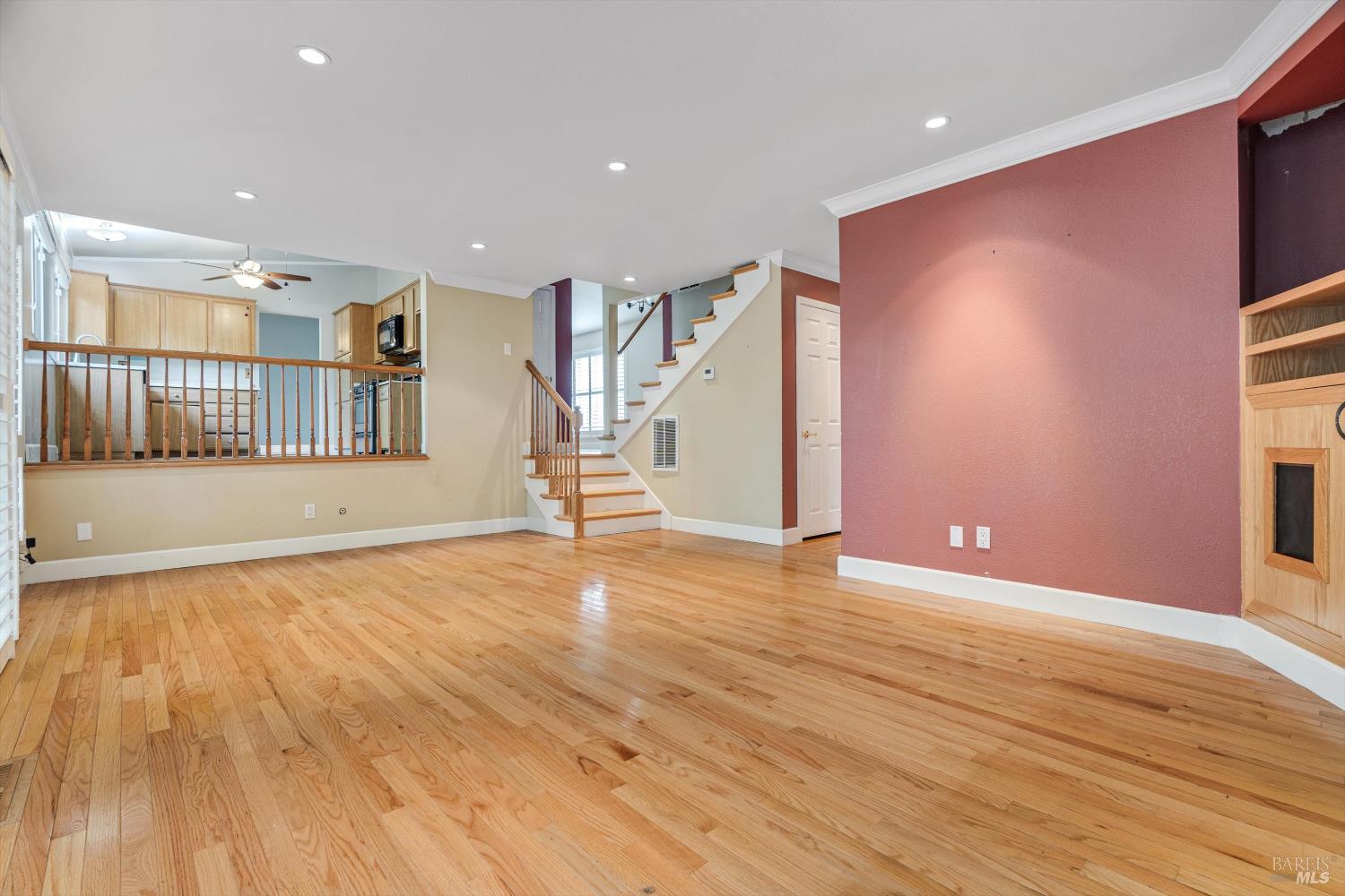 Detail Gallery Image 19 of 30 For 1569 Trellis Ln, Petaluma,  CA 94954 - 4 Beds | 3 Baths