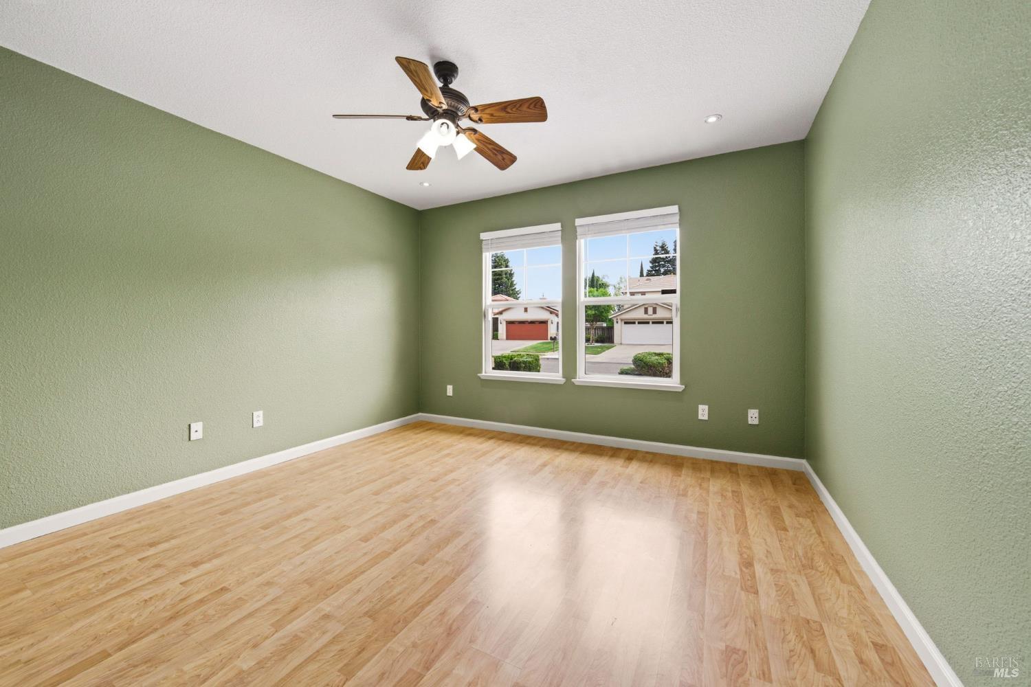 Detail Gallery Image 46 of 78 For 715 Antiquity Dr, Fairfield,  CA 94534 - 5 Beds | 2 Baths