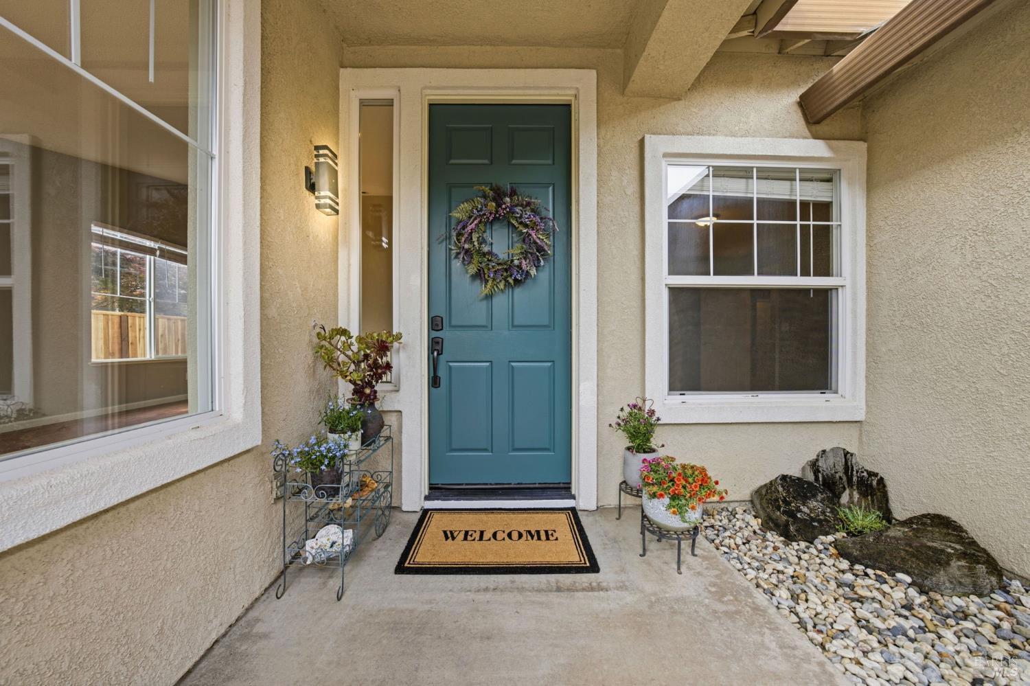 Detail Gallery Image 3 of 78 For 715 Antiquity Dr, Fairfield,  CA 94534 - 5 Beds | 2 Baths