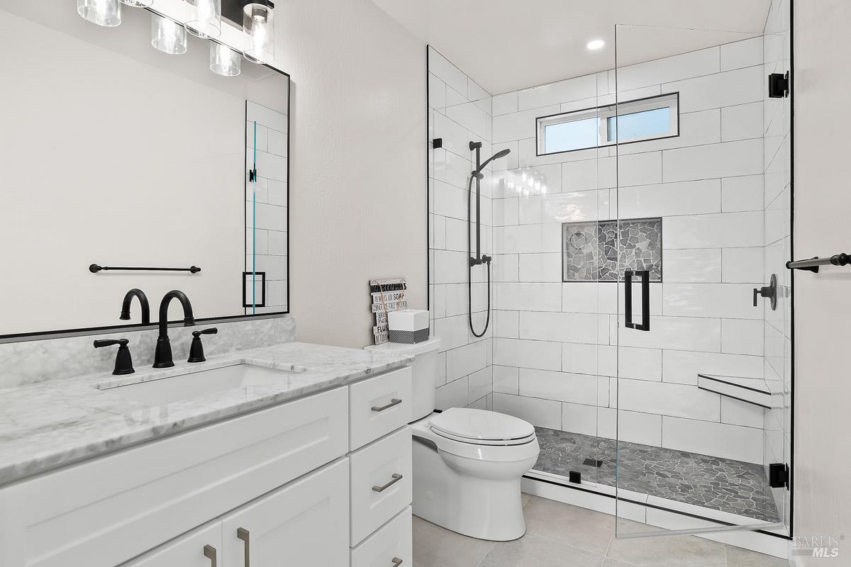 Detail Gallery Image 11 of 23 For 7685 Beverly Dr, Rohnert Park,  CA 94928 - 4 Beds | 2 Baths