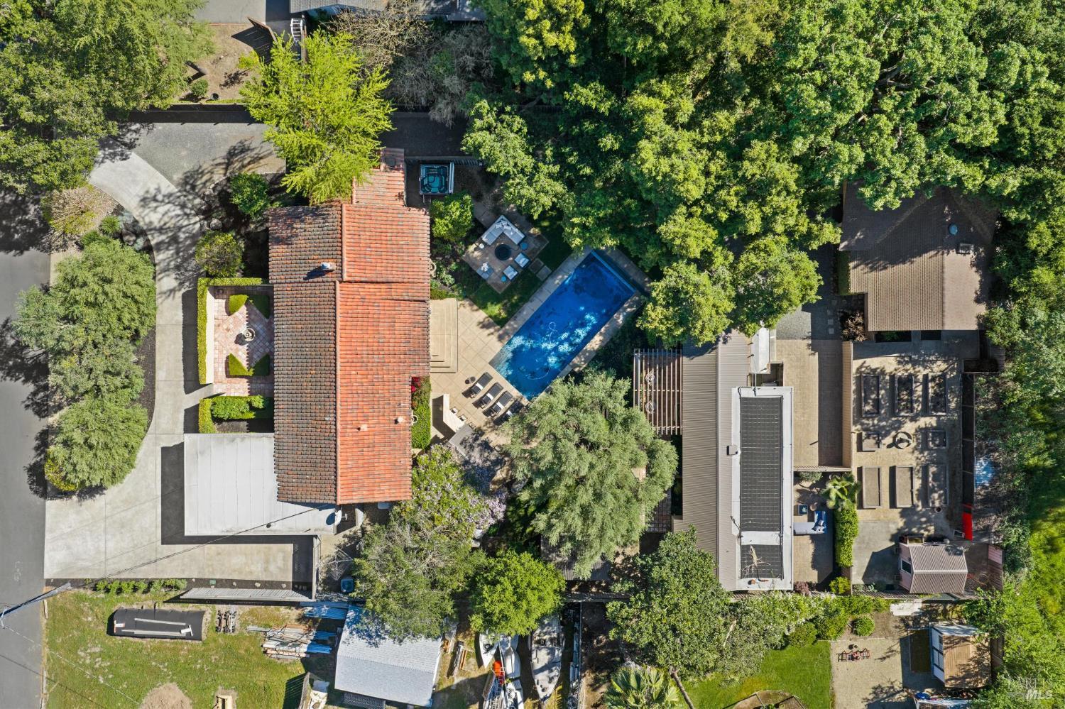 Detail Gallery Image 70 of 71 For 1021 Rose Dr, Napa,  CA 94558 - 4 Beds | 4 Baths