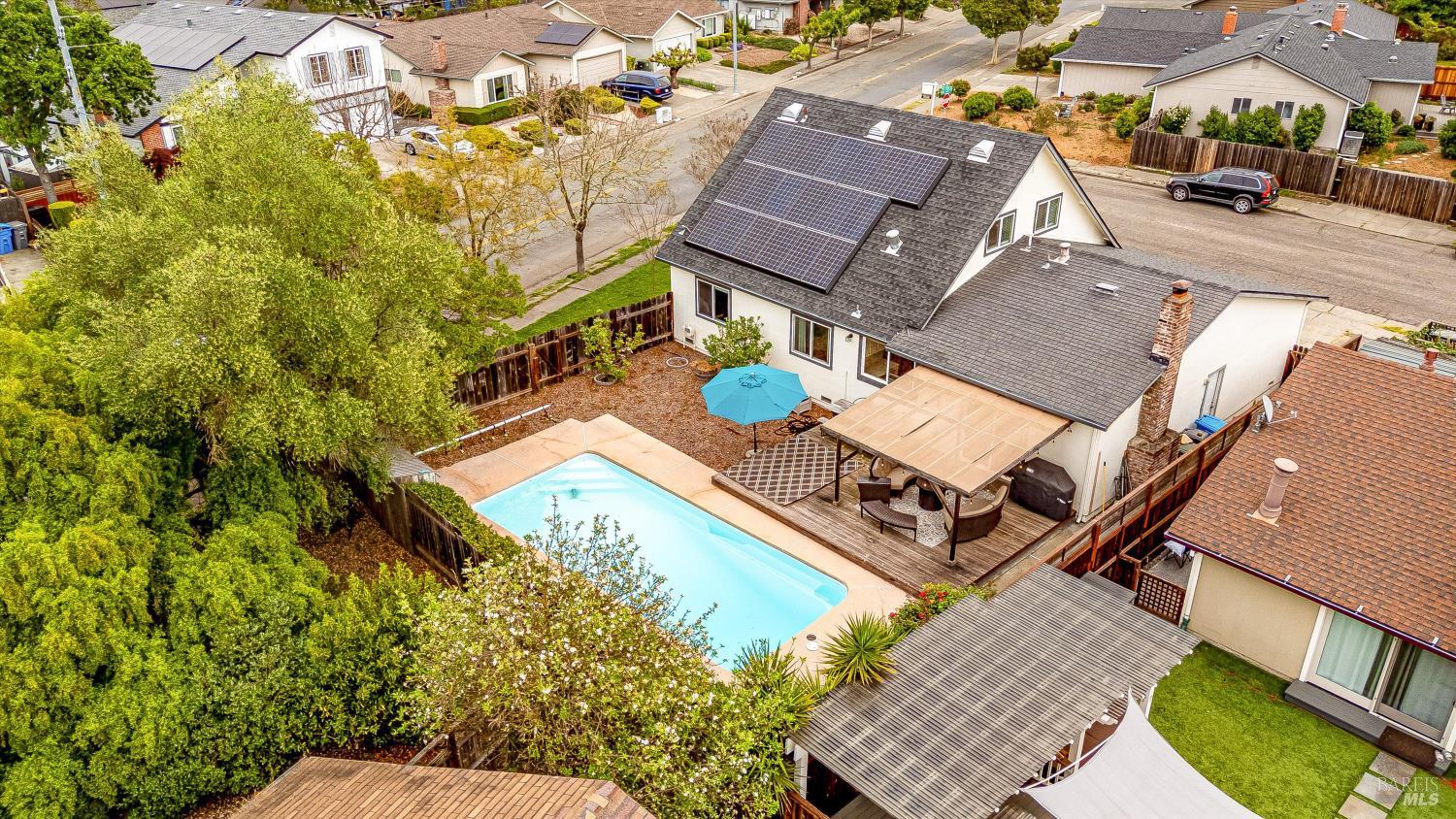 Detail Gallery Image 73 of 79 For 525 Oak Lake Ave, Santa Rosa,  CA 95409 - 5 Beds | 3 Baths