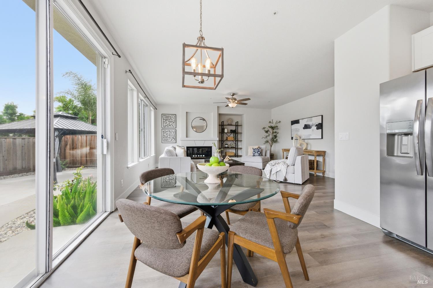 Detail Gallery Image 13 of 51 For 5226 Pavilion Ct, Fairfield,  CA 94534 - 5 Beds | 3/1 Baths