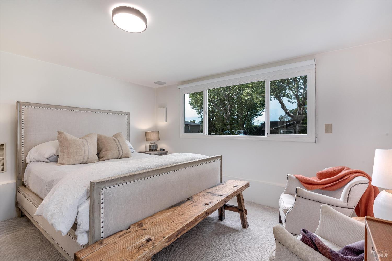 Detail Gallery Image 18 of 35 For 1304 Banks Ave, Napa,  CA 94559 - 3 Beds | 2 Baths