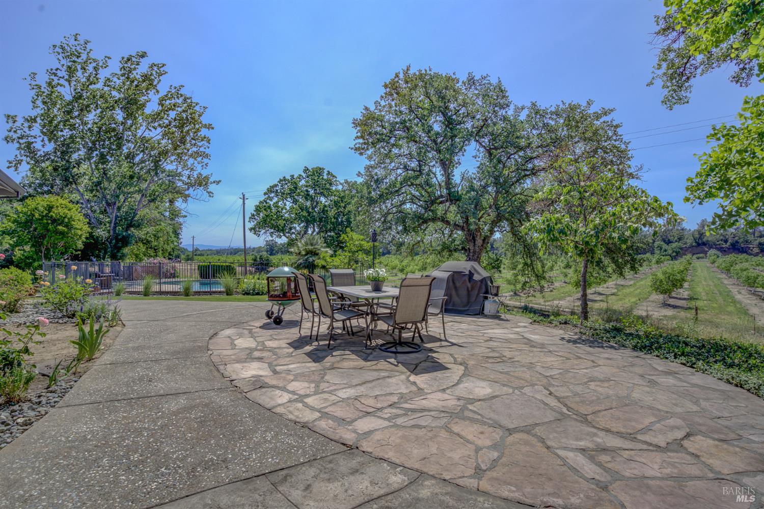 Detail Gallery Image 20 of 32 For 18525 Farquhar Rd, Cottonwood,  CA 96022 - 3 Beds | 2/1 Baths