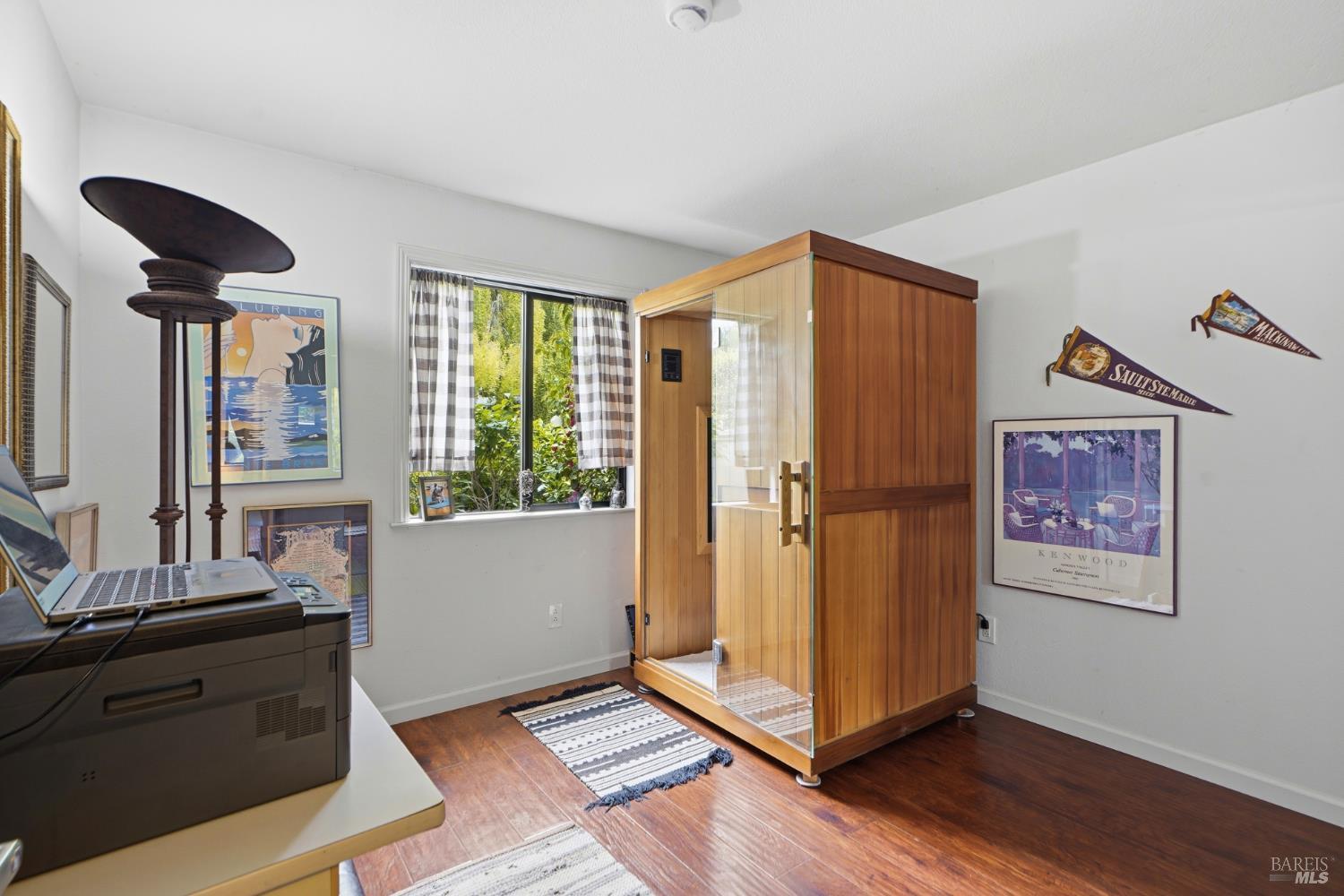 Detail Gallery Image 14 of 28 For 32 Dockside Cir, San Rafael,  CA 94903 - 2 Beds | 1 Baths