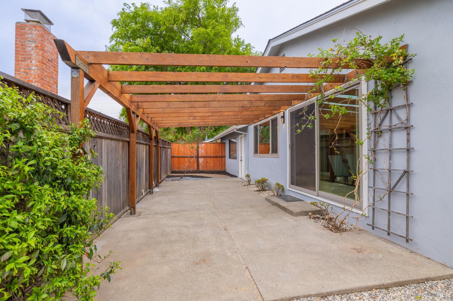 Detail Gallery Image 22 of 25 For 534 Rowland Blvd, Novato,  CA 94947 - 4 Beds | 2 Baths