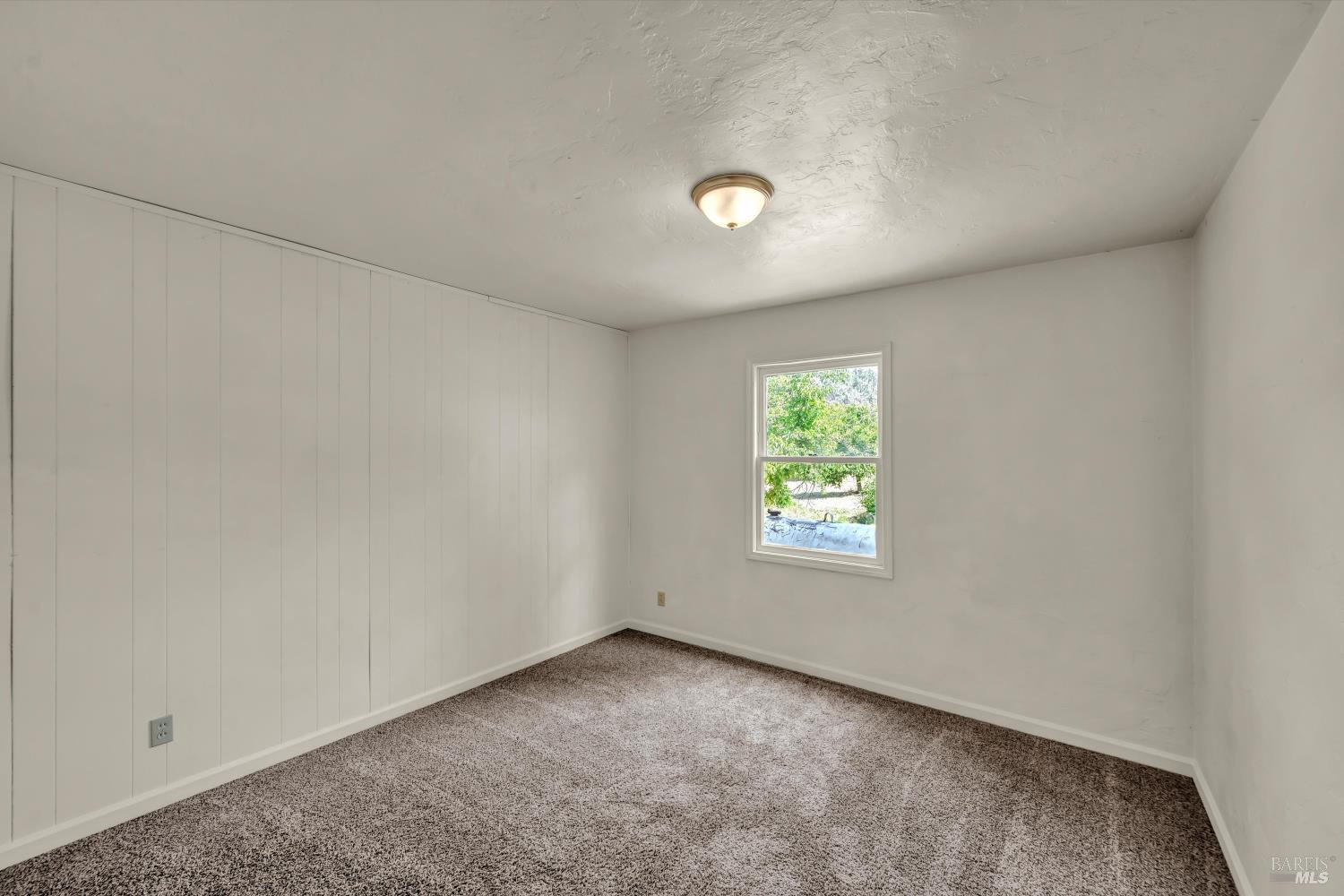 Detail Gallery Image 17 of 38 For 22550 Shady Grove Rd, Middletown,  CA 95461 - 2 Beds | 1 Baths