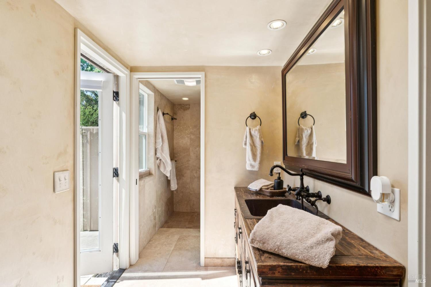 Detail Gallery Image 55 of 71 For 1021 Rose Dr, Napa,  CA 94558 - 4 Beds | 4 Baths