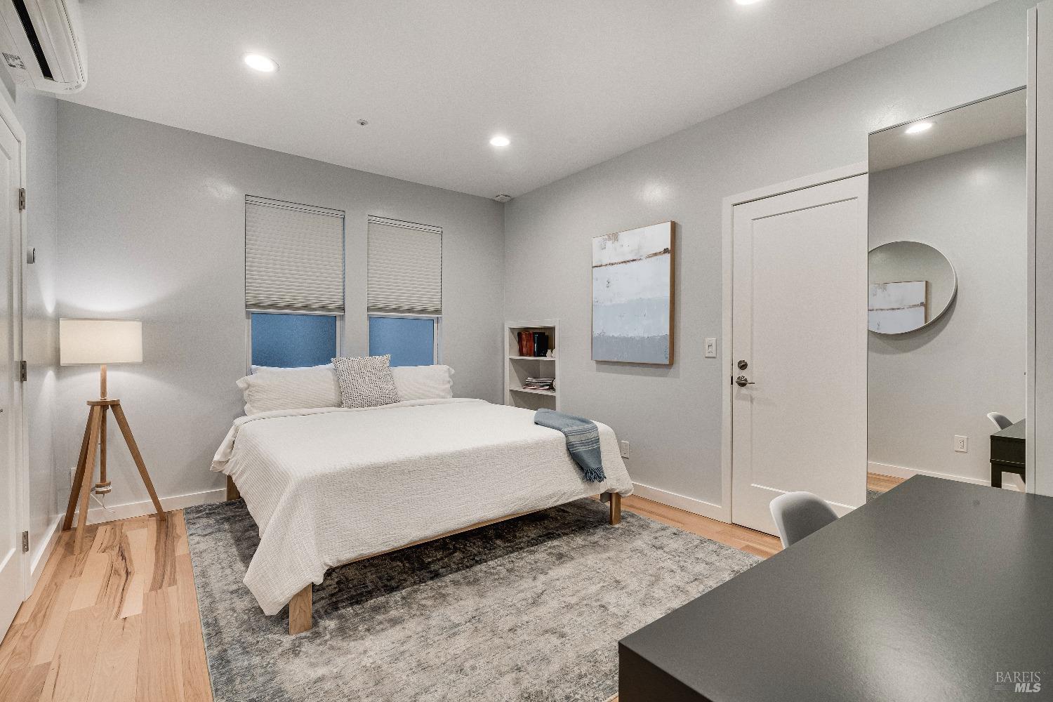 Detail Gallery Image 16 of 33 For 1532 Jefferson St, Napa,  CA 94559 - – Beds | – Baths