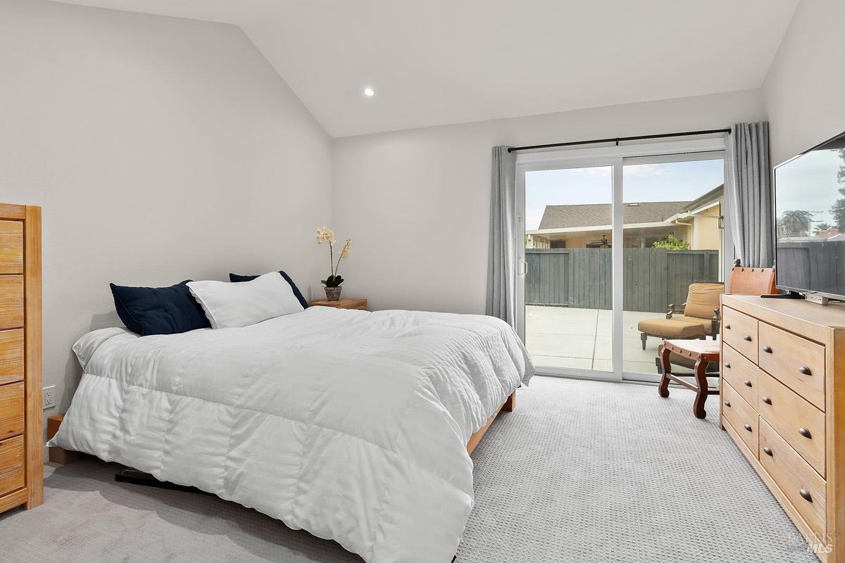 Detail Gallery Image 12 of 23 For 7685 Beverly Dr, Rohnert Park,  CA 94928 - 4 Beds | 2 Baths