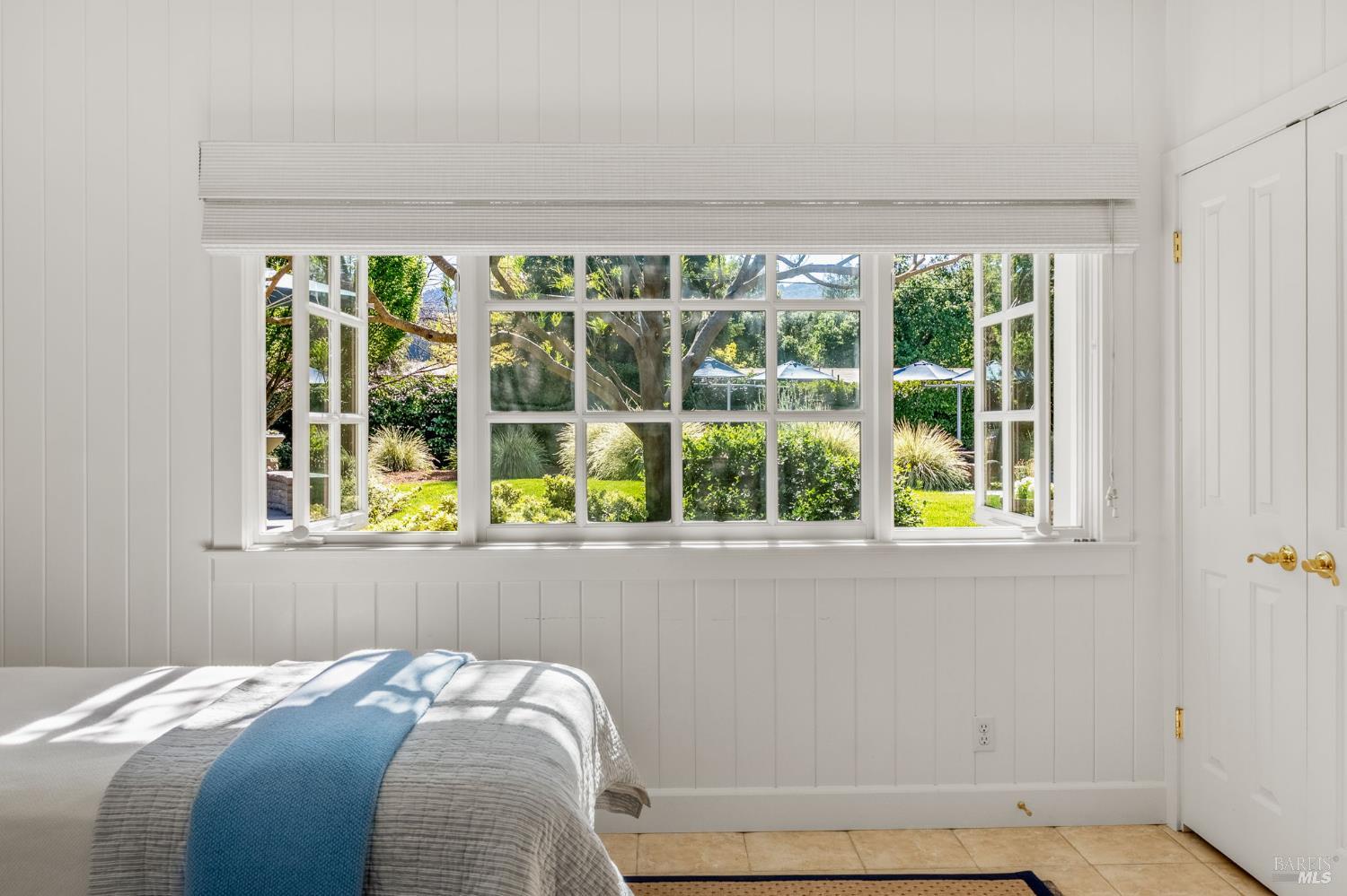 Detail Gallery Image 54 of 67 For 1670 Cabernet Ln, Saint Helena,  CA 94574 - 5 Beds | 5/1 Baths