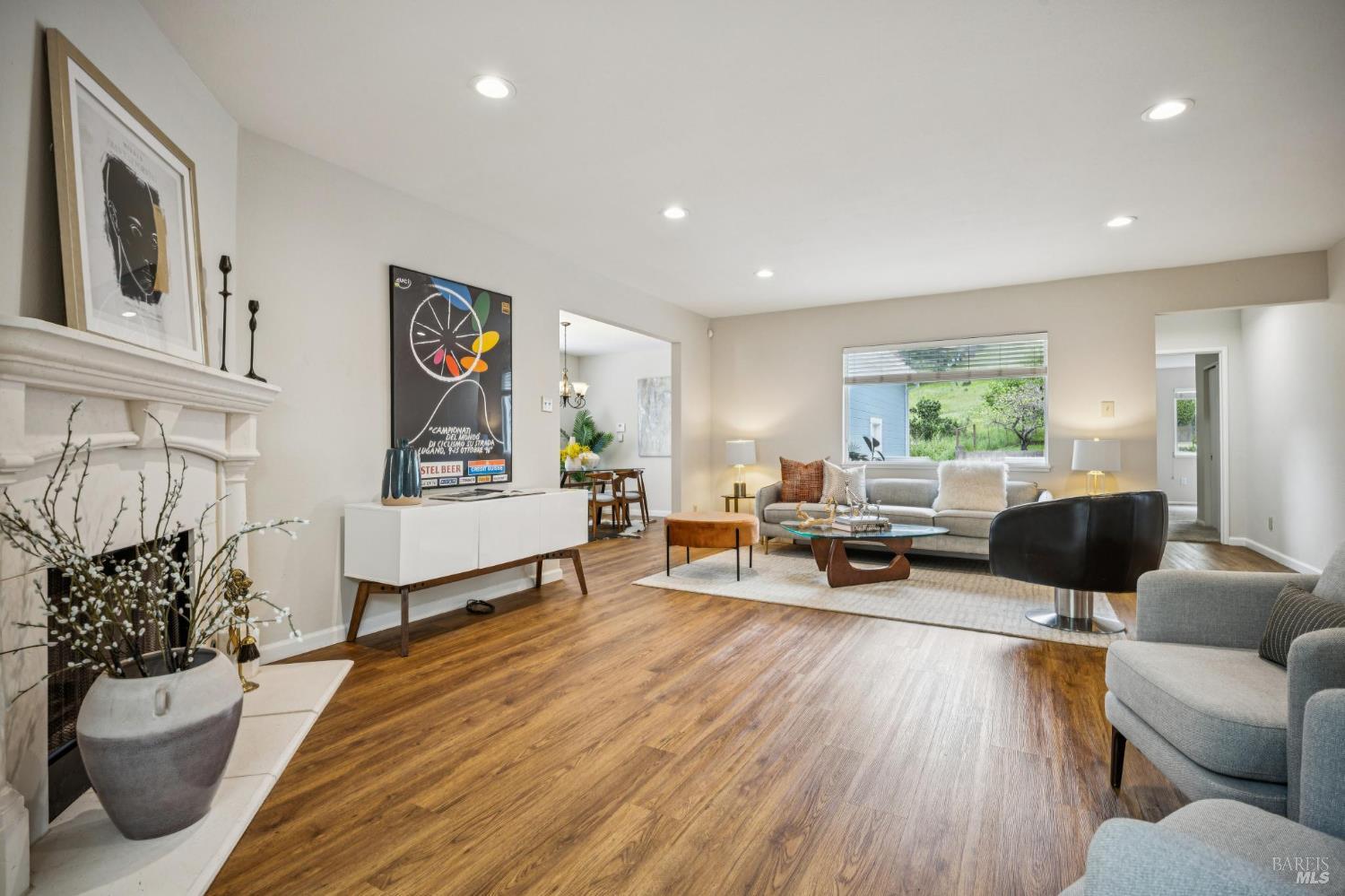 Detail Gallery Image 6 of 43 For 35 San Pablo Ave, San Rafael,  CA 94903 - 3 Beds | 2 Baths