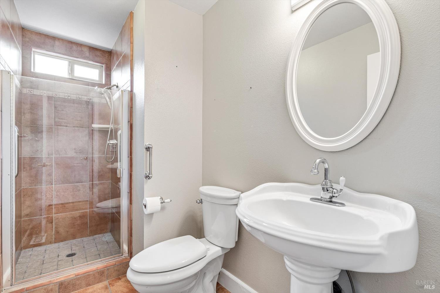 Detail Gallery Image 20 of 30 For 1569 Trellis Ln, Petaluma,  CA 94954 - 4 Beds | 3 Baths