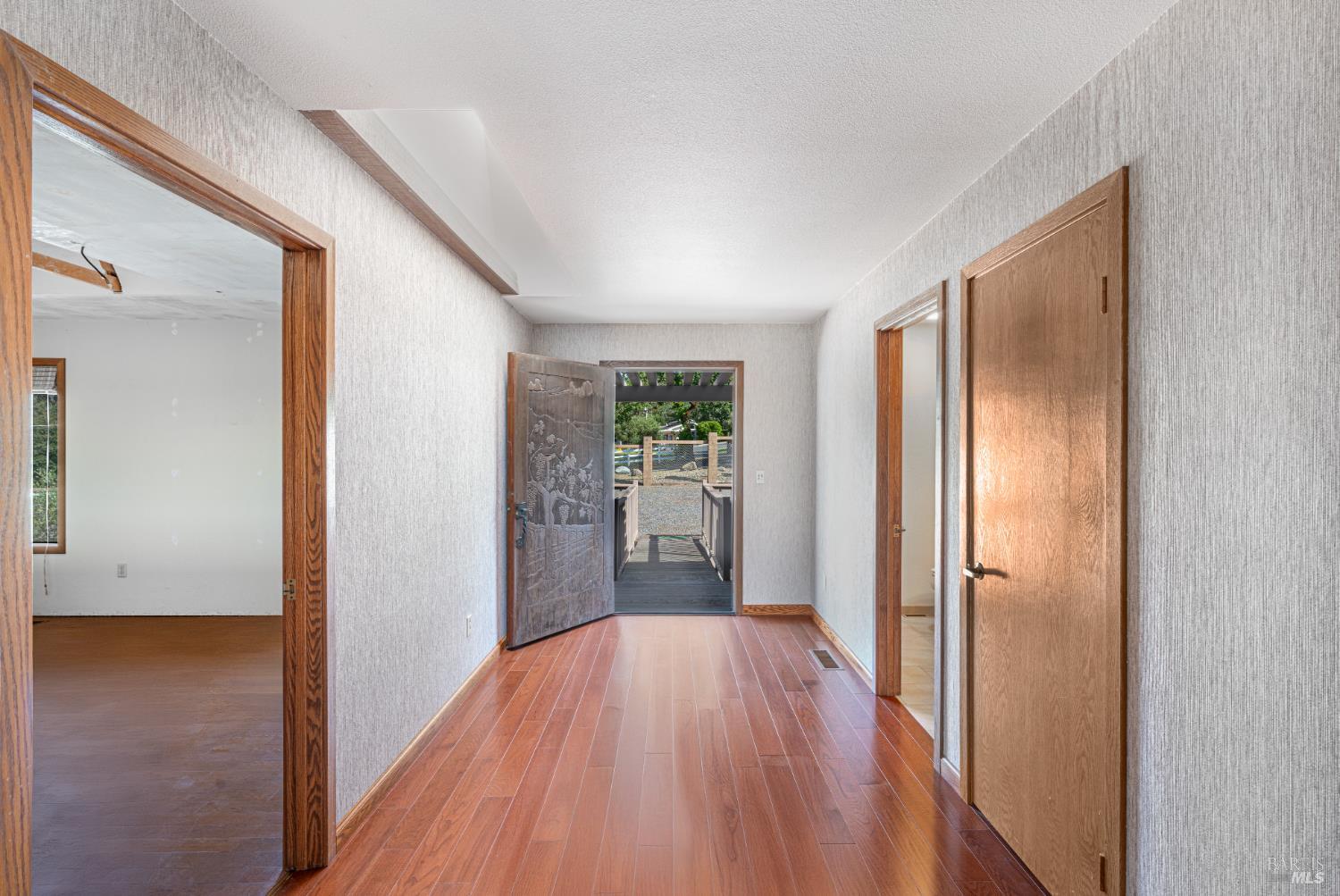 Detail Gallery Image 40 of 84 For 590 Pleasant Ave, Santa Rosa,  CA 95403 - 4 Beds | 3 Baths