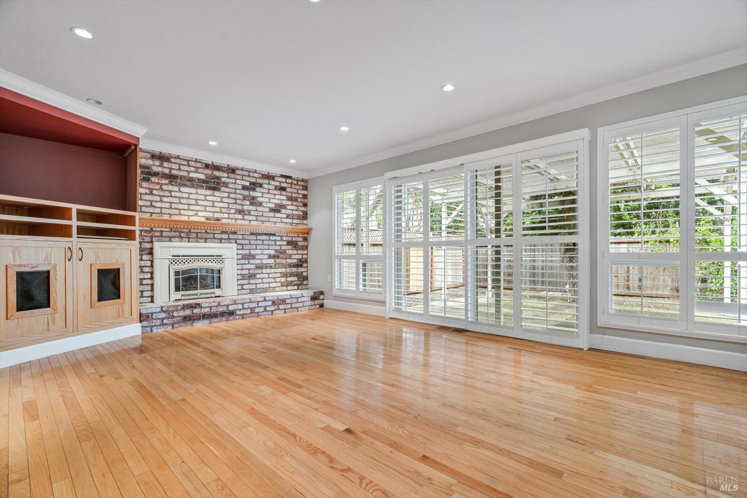 Detail Gallery Image 17 of 30 For 1569 Trellis Ln, Petaluma,  CA 94954 - 4 Beds | 3 Baths