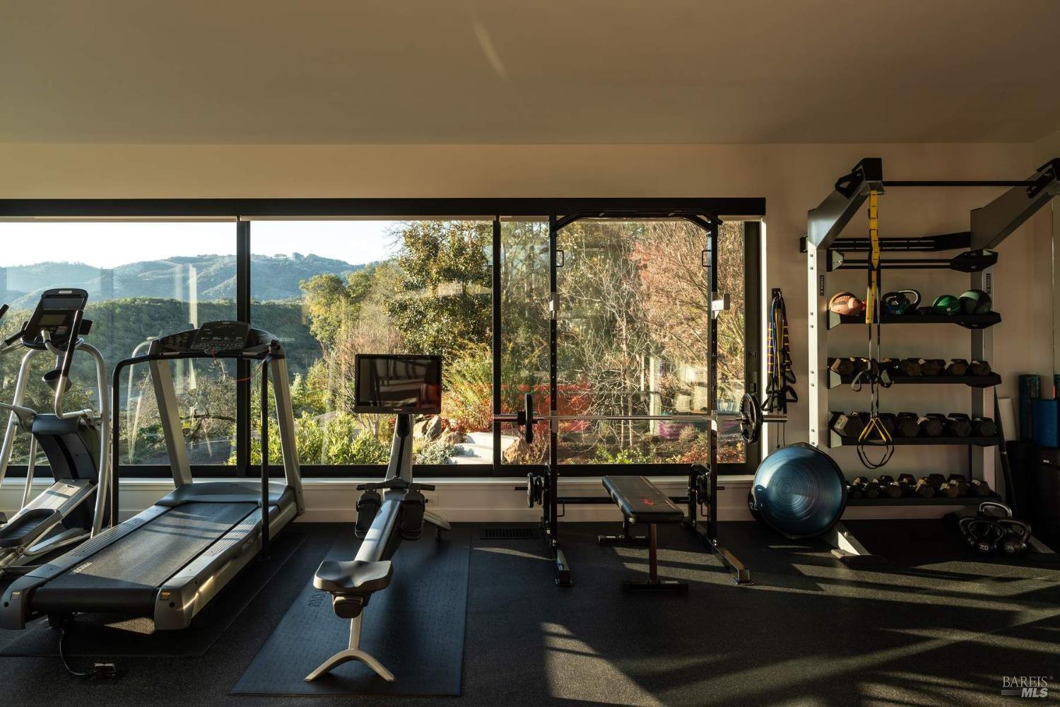 Detail Gallery Image 41 of 50 For 2900 Wild Turkey Run, Santa Rosa,  CA 95404 - 5 Beds | 7/1 Baths