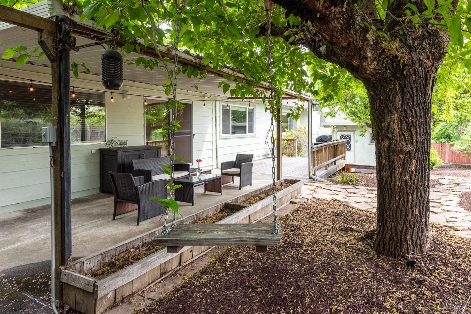 Detail Gallery Image 29 of 34 For 5642 Yerba Buena Rd, Santa Rosa,  CA 95409 - 4 Beds | 2 Baths