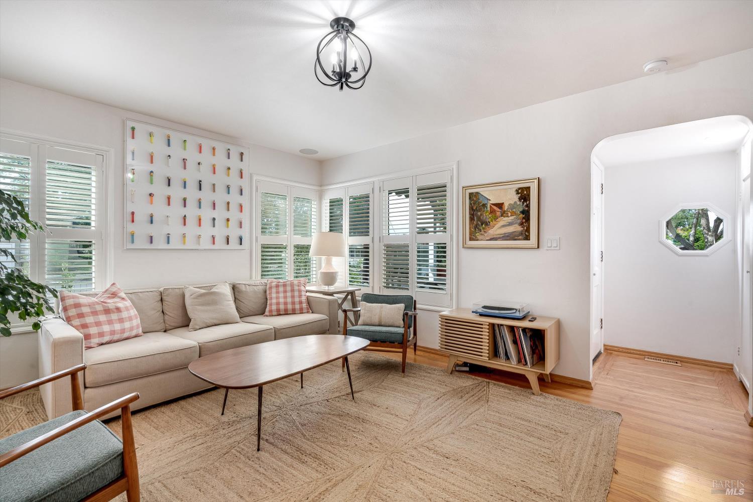 Detail Gallery Image 6 of 35 For 1304 Banks Ave, Napa,  CA 94559 - 3 Beds | 2 Baths