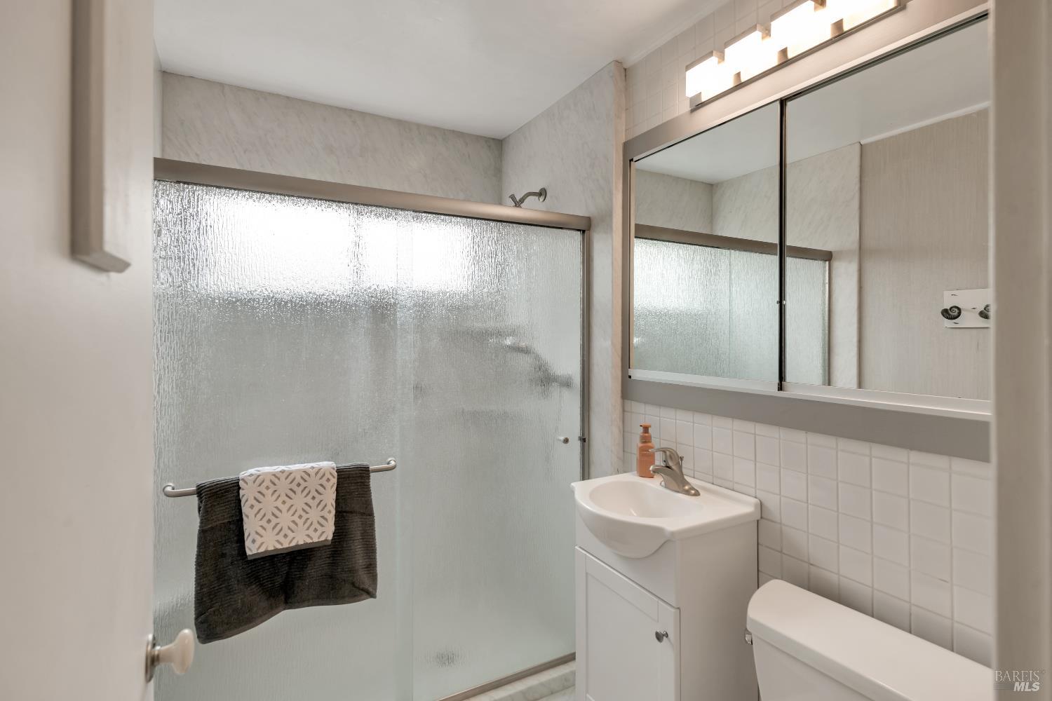 Detail Gallery Image 30 of 33 For 1250 Mission Dr, Sonoma,  CA 95476 - 3 Beds | 2 Baths