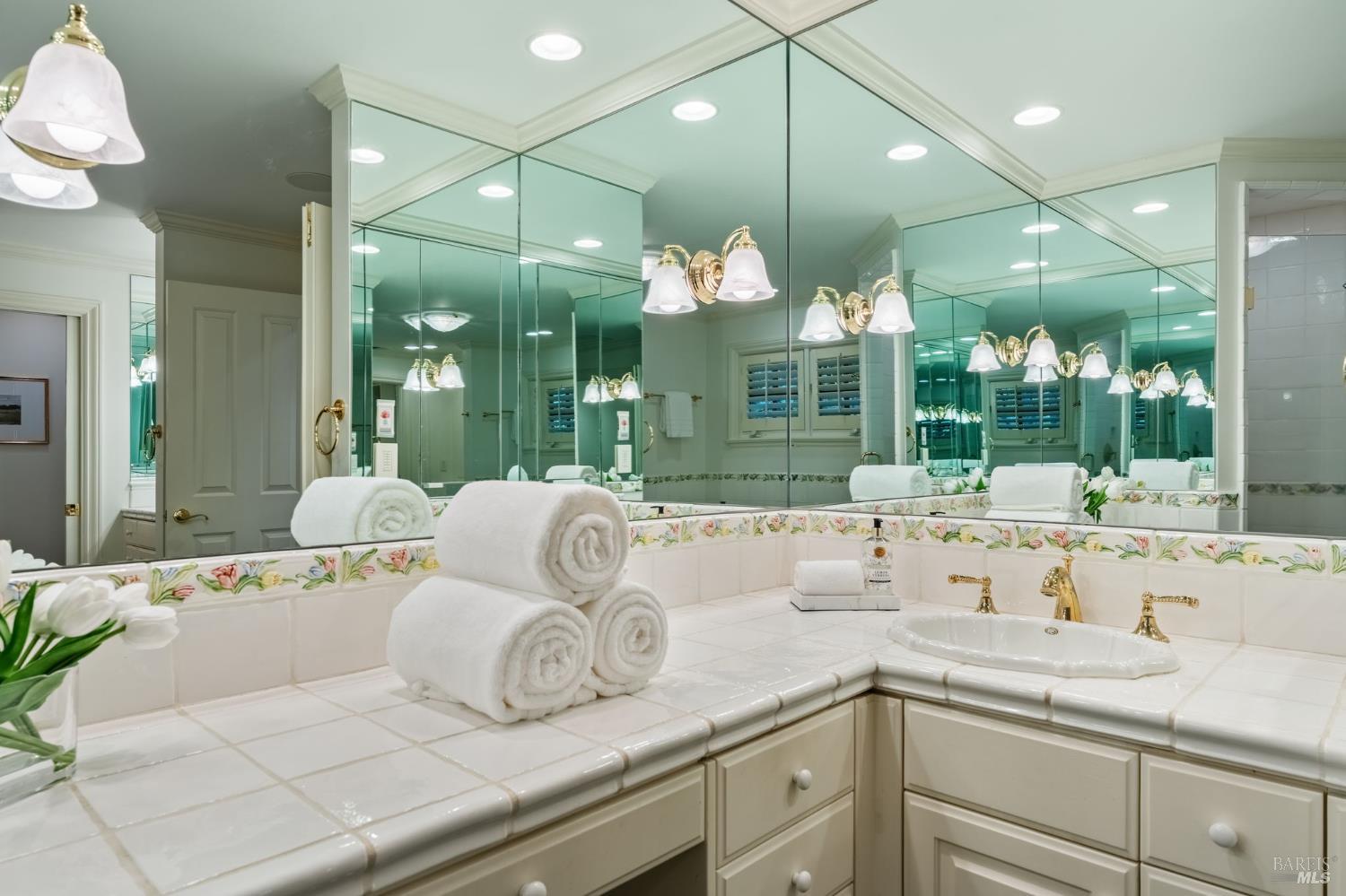 Detail Gallery Image 26 of 67 For 1670 Cabernet Ln, Saint Helena,  CA 94574 - 5 Beds | 5/1 Baths