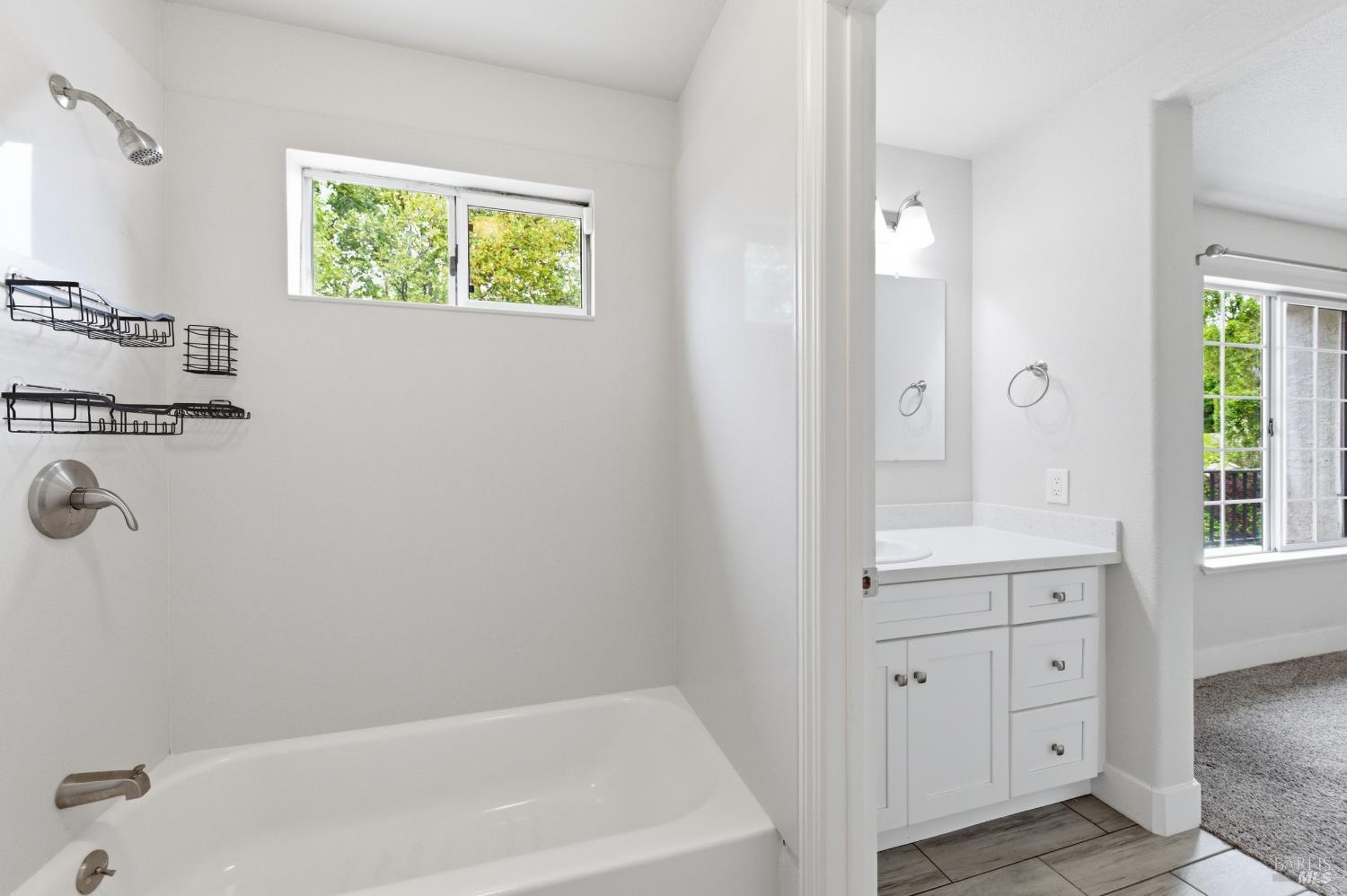 Detail Gallery Image 37 of 51 For 5226 Pavilion Ct, Fairfield,  CA 94534 - 5 Beds | 3/1 Baths