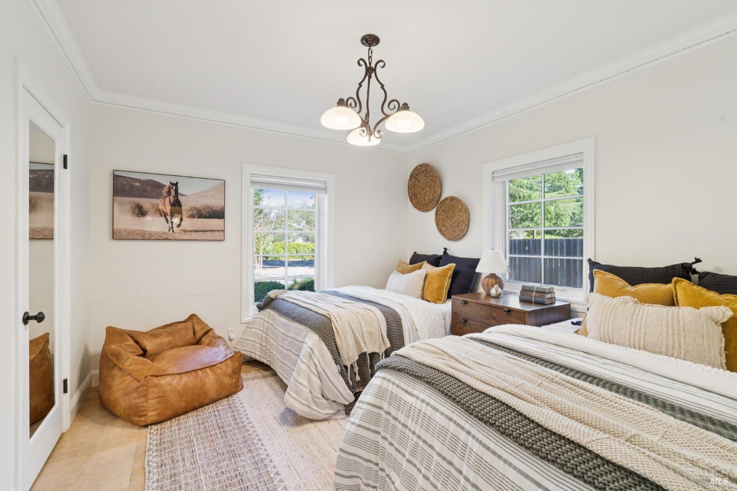 Detail Gallery Image 27 of 71 For 1021 Rose Dr, Napa,  CA 94558 - 4 Beds | 4 Baths