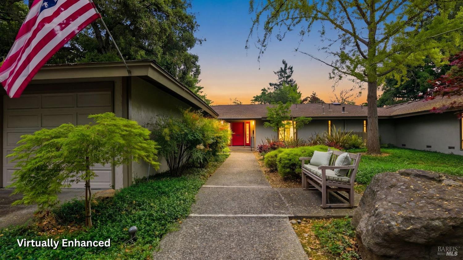 Detail Gallery Image 2 of 32 For 150 Milliken Creek Dr, Napa,  CA 94558 - 2 Beds | 2 Baths