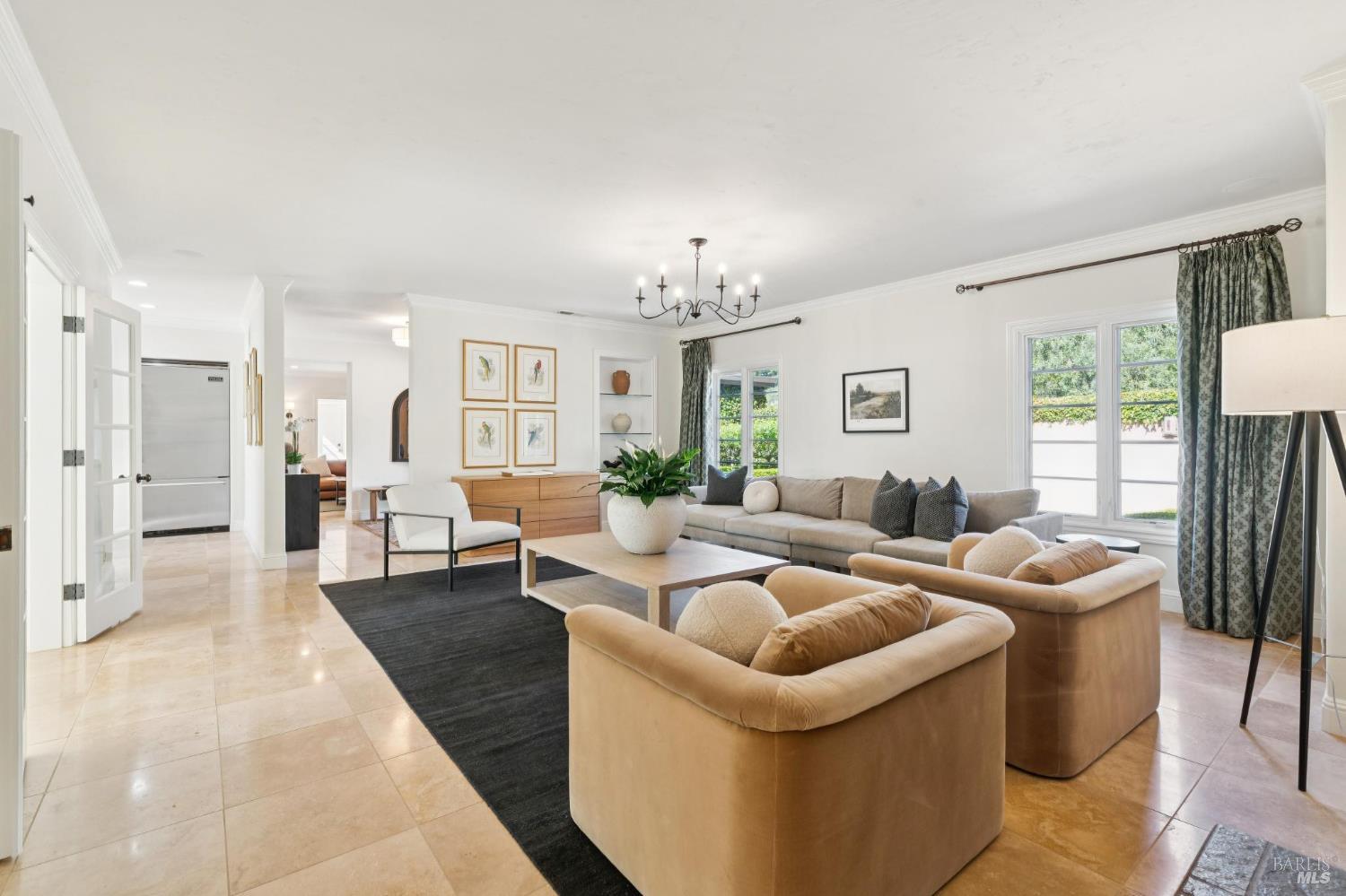 Detail Gallery Image 4 of 71 For 1021 Rose Dr, Napa,  CA 94558 - 4 Beds | 4 Baths