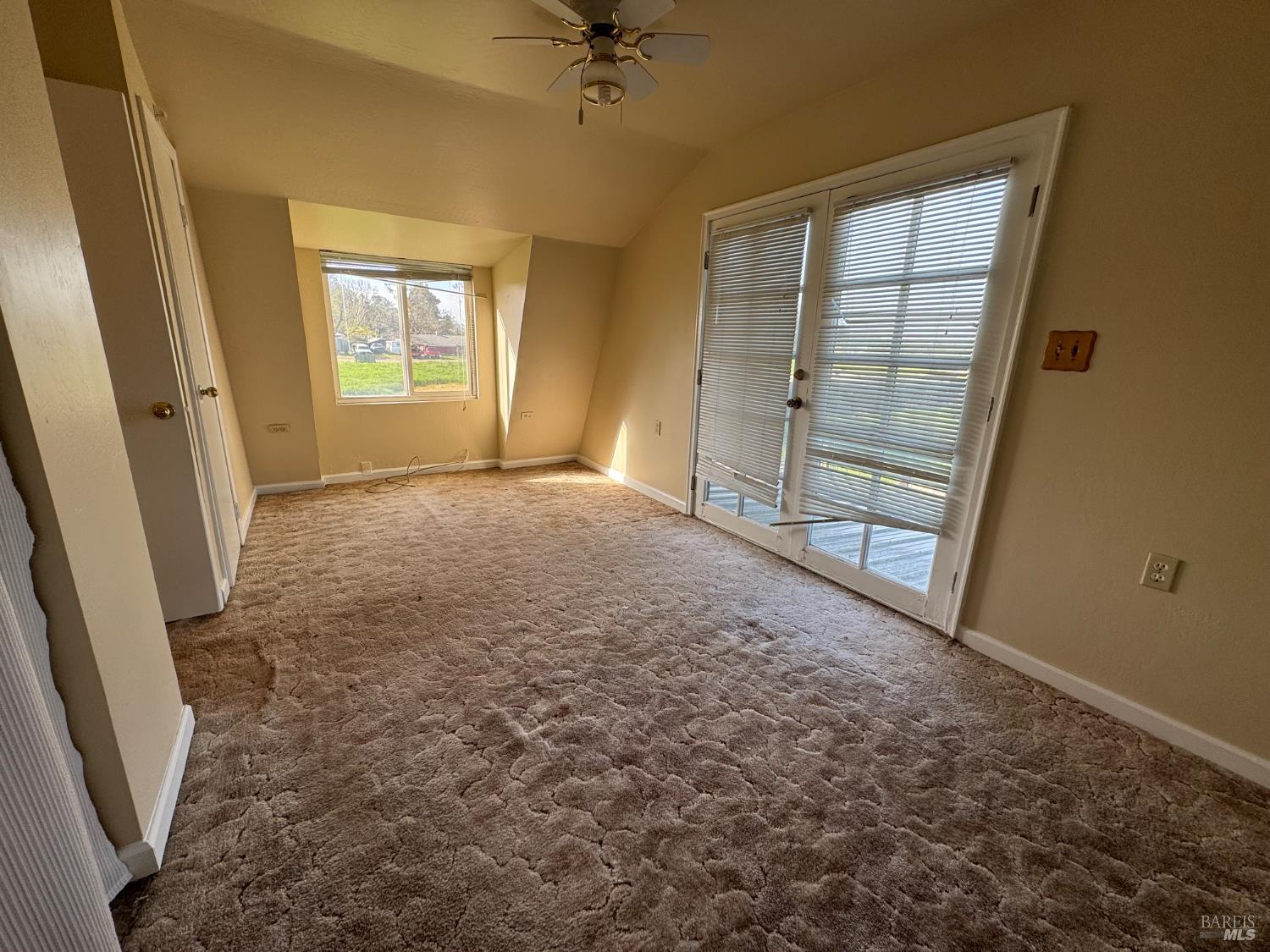 Detail Gallery Image 16 of 26 For 4553 Stony Point Rd, Santa Rosa,  CA 95407 - 3 Beds | 1 Baths