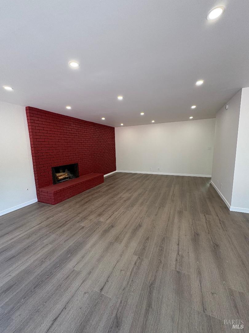 Detail Gallery Image 6 of 12 For 147 Elna Dr, Vallejo,  CA 94591 - 3 Beds | 2/1 Baths