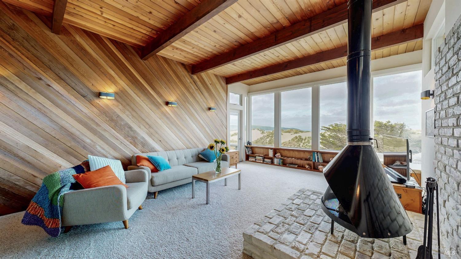 Detail Gallery Image 13 of 56 For 41 Cliff St, Dillon Beach,  CA 94929 - 2 Beds | 1 Baths