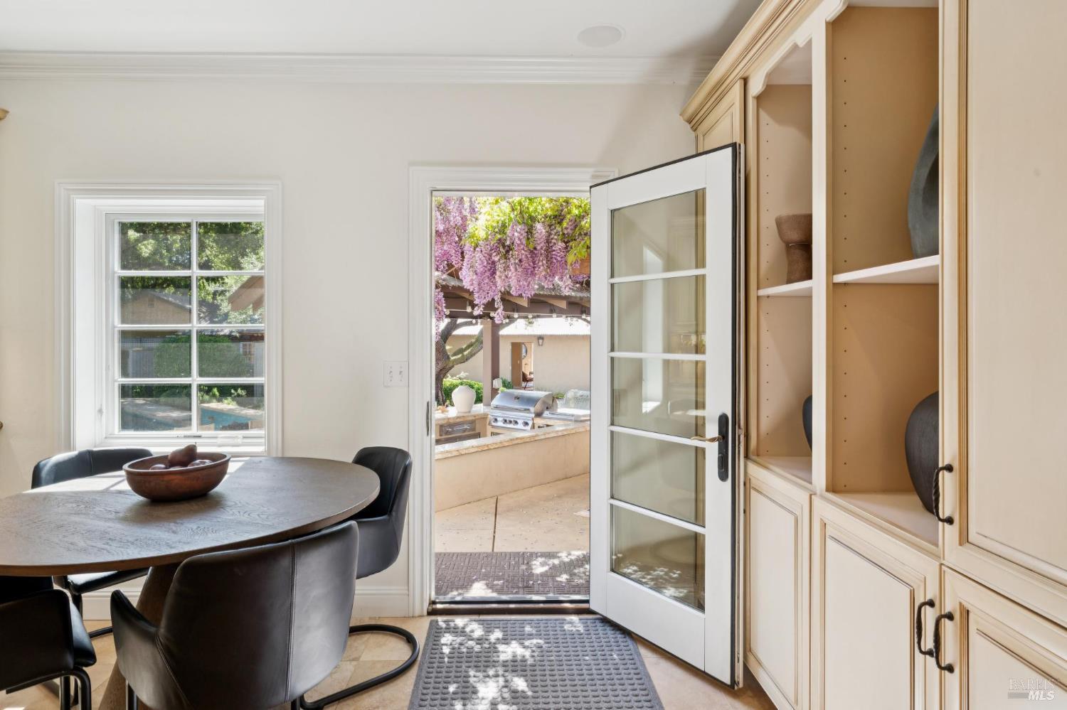 Detail Gallery Image 31 of 71 For 1021 Rose Dr, Napa,  CA 94558 - 4 Beds | 4 Baths