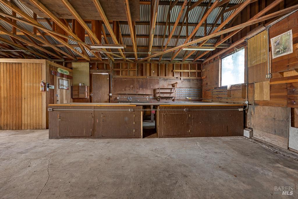 Detail Gallery Image 6 of 13 For 8466 Templeman Rd, Forestville,  CA 95436 - 2 Beds | 2 Baths