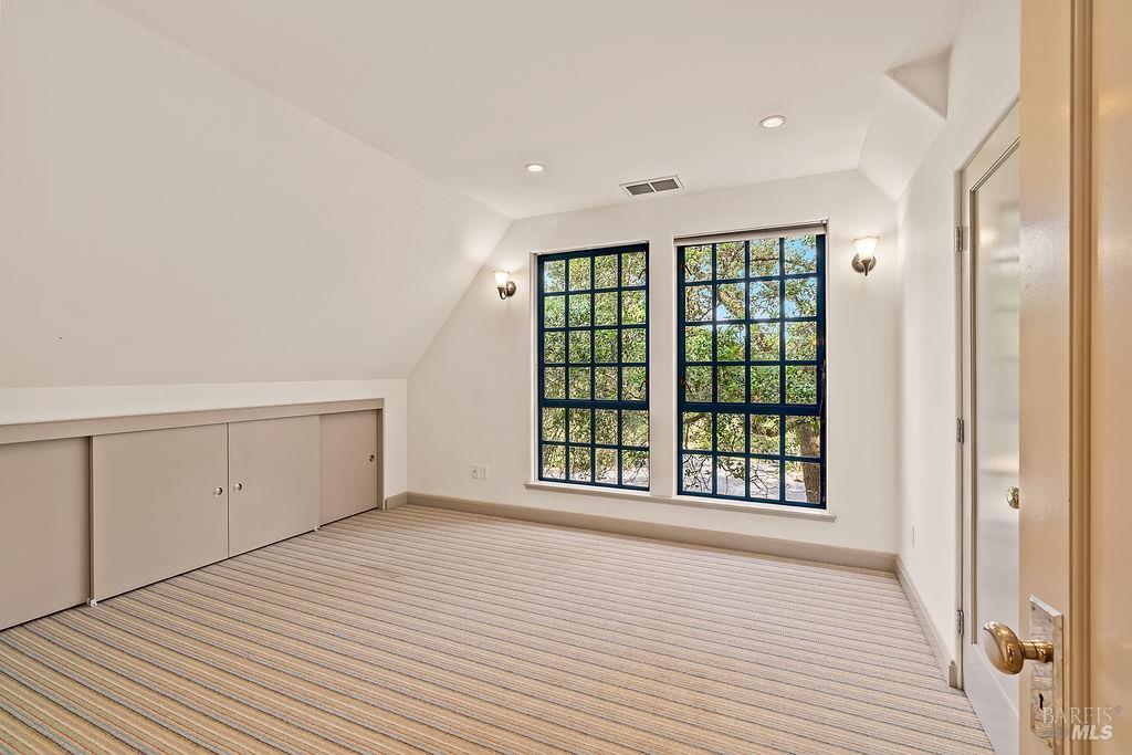 Detail Gallery Image 57 of 72 For 1212 N Fitch Mountain Rd, Healdsburg,  CA 95448 - 5 Beds | 3 Baths