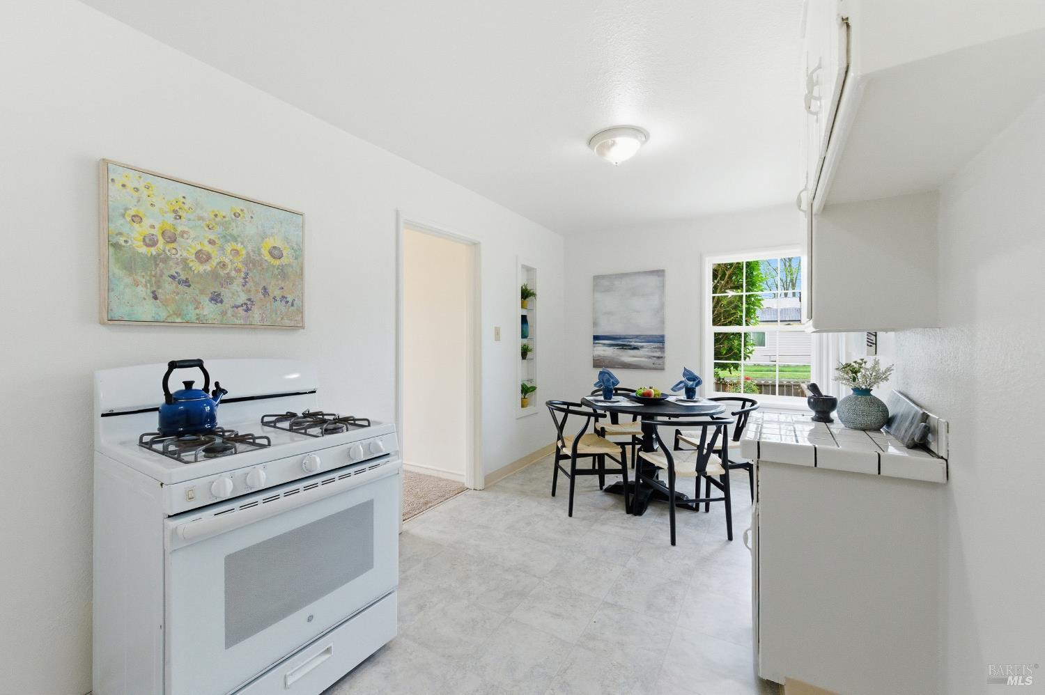 Detail Gallery Image 13 of 41 For 691 Annette Ave, Vallejo,  CA 94591 - 2 Beds | 1 Baths