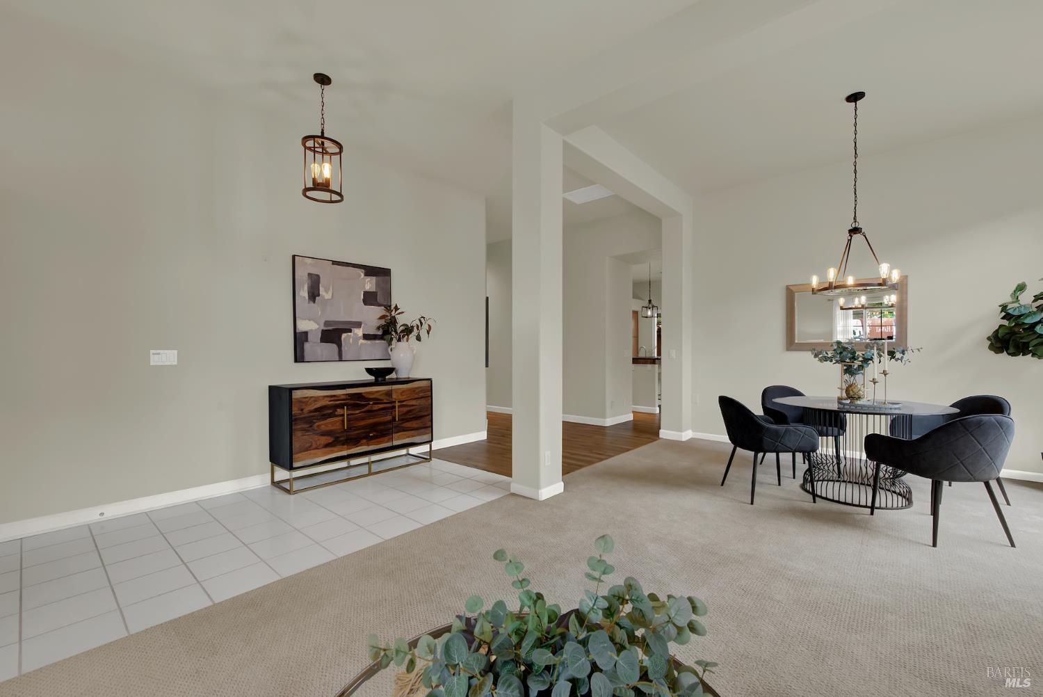 Detail Gallery Image 10 of 71 For 621 Renaissance Ave, Fairfield,  CA 94534 - 3 Beds | 3 Baths