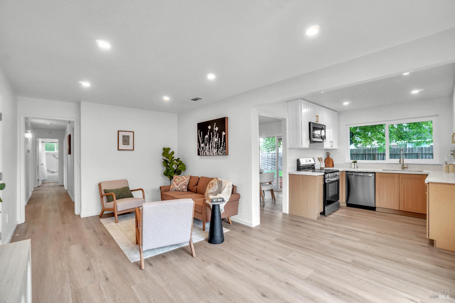 Detail Gallery Image 18 of 47 For 607 Seagull Dr, Suisun City,  CA 94585 - 3 Beds | 2 Baths