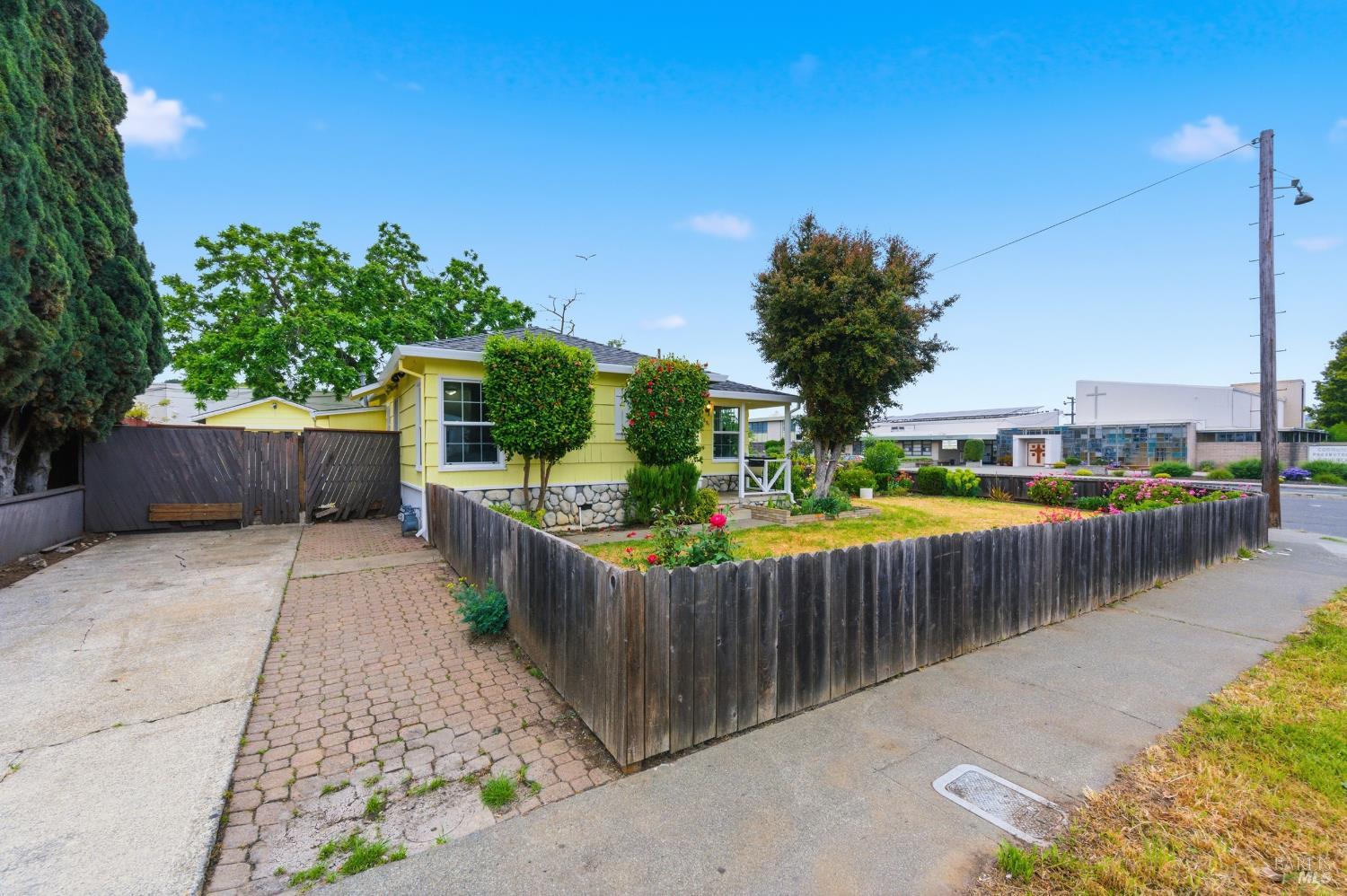 Detail Gallery Image 34 of 41 For 691 Annette Ave, Vallejo,  CA 94591 - 2 Beds | 1 Baths