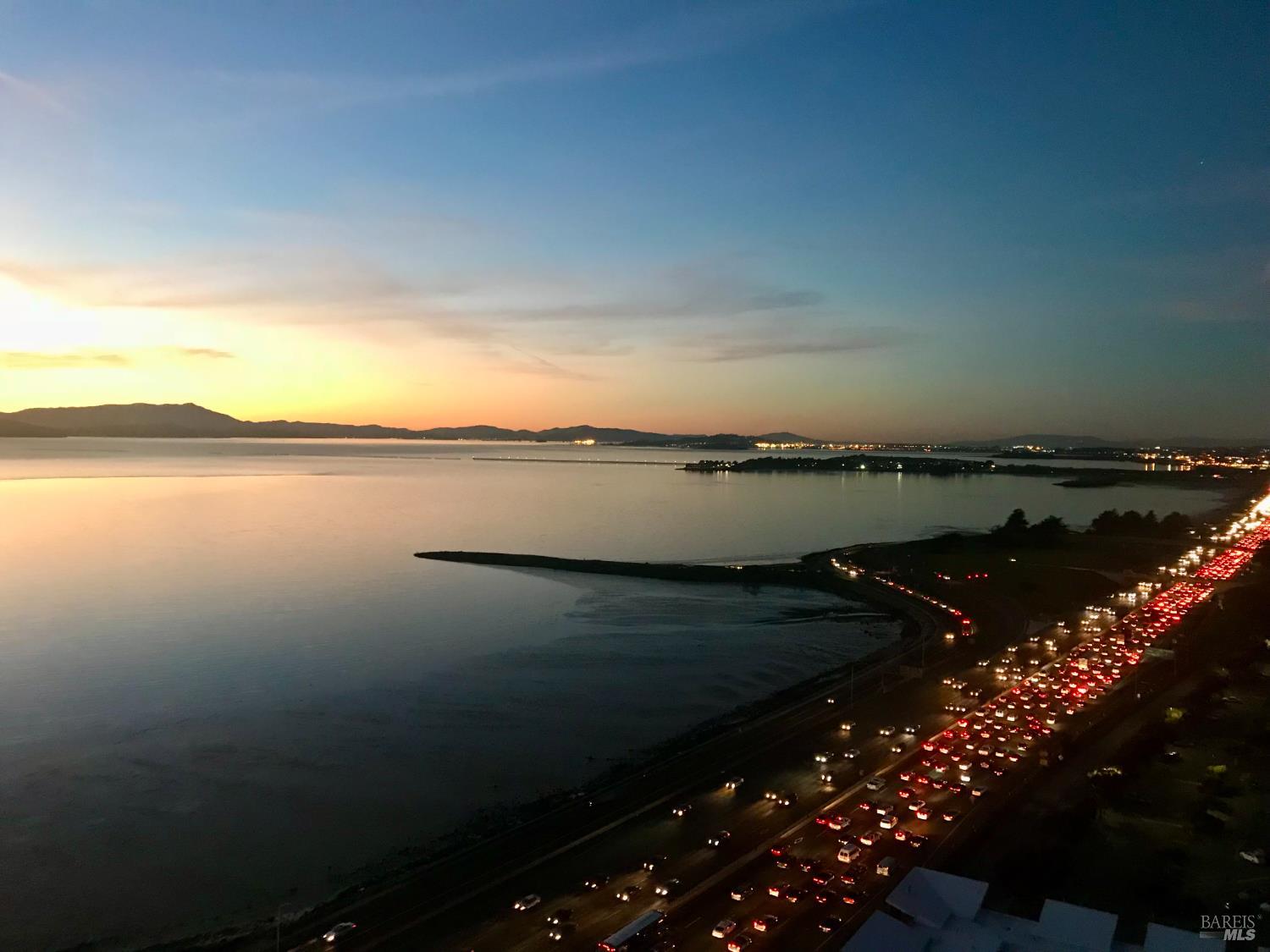 Detail Gallery Image 25 of 25 For 6363 Christie Ave #2513,  Emeryville,  CA 94608 - 1 Beds | 1 Baths