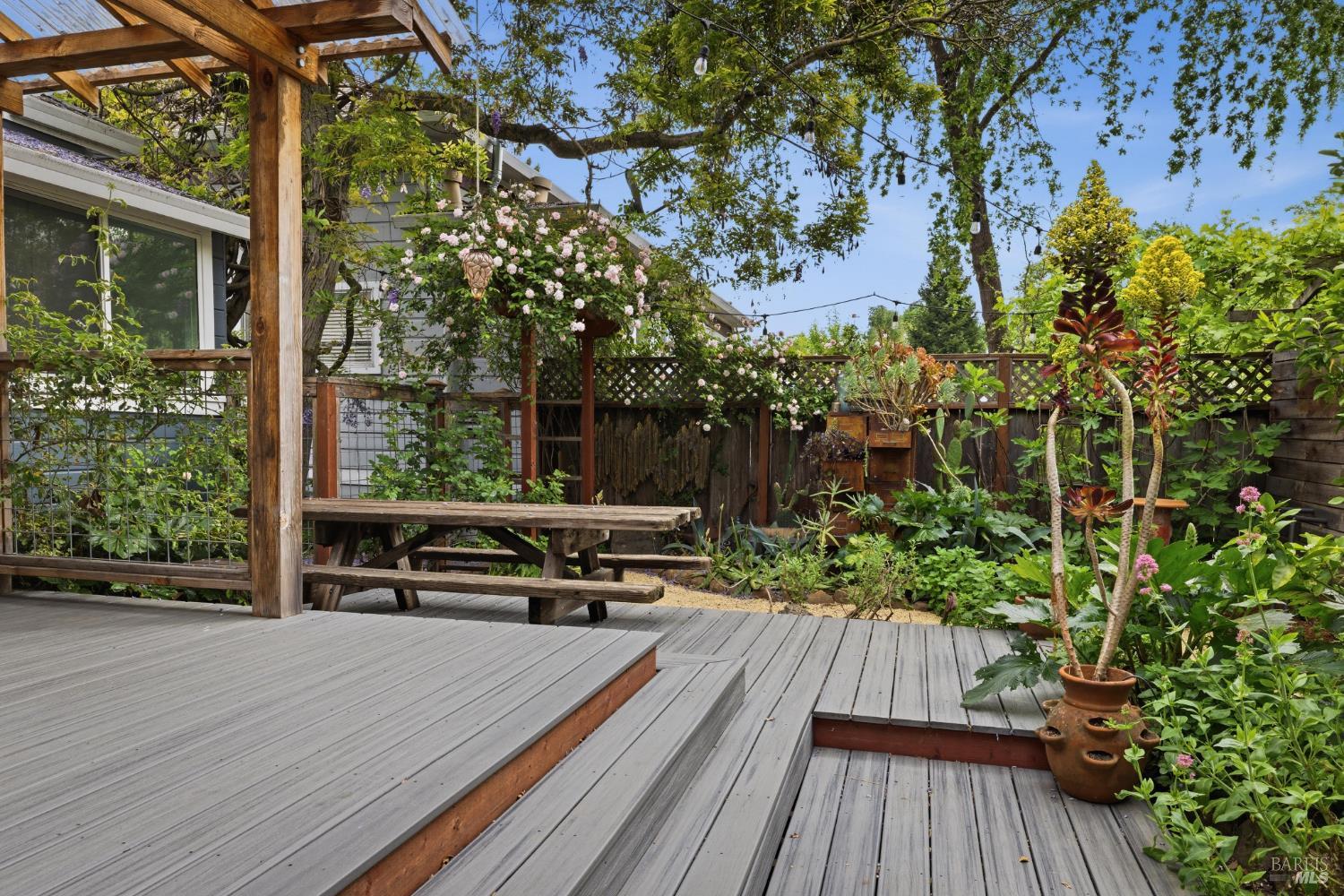 Detail Gallery Image 28 of 41 For 640 Charles St, Santa Rosa,  CA 95404 - 2 Beds | 1 Baths