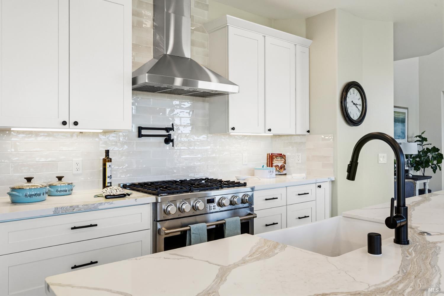 Detail Gallery Image 23 of 57 For 400 Tehuacan Rd, Ukiah,  CA 95482 - 4 Beds | 3 Baths