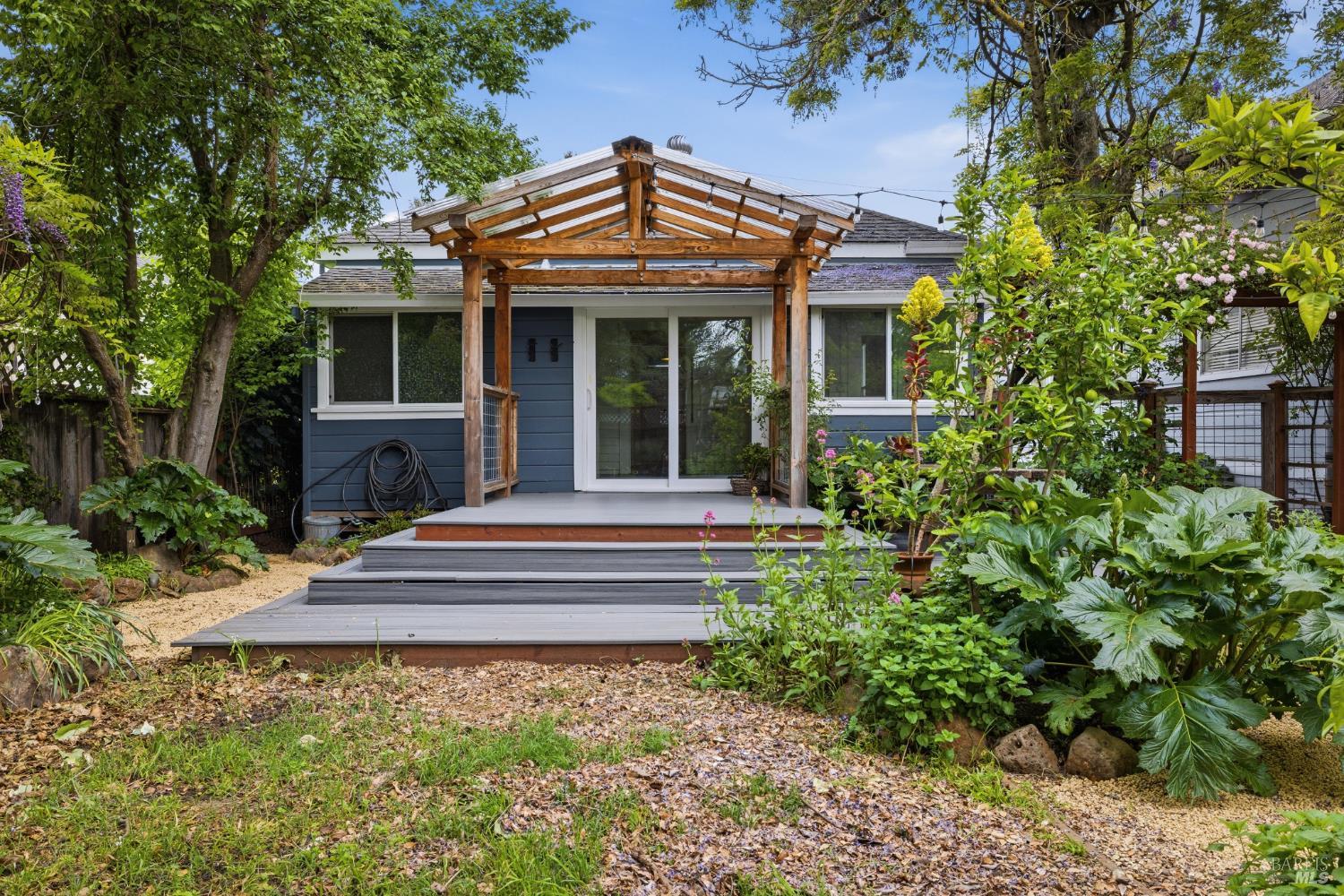 Detail Gallery Image 24 of 41 For 640 Charles St, Santa Rosa,  CA 95404 - 2 Beds | 1 Baths