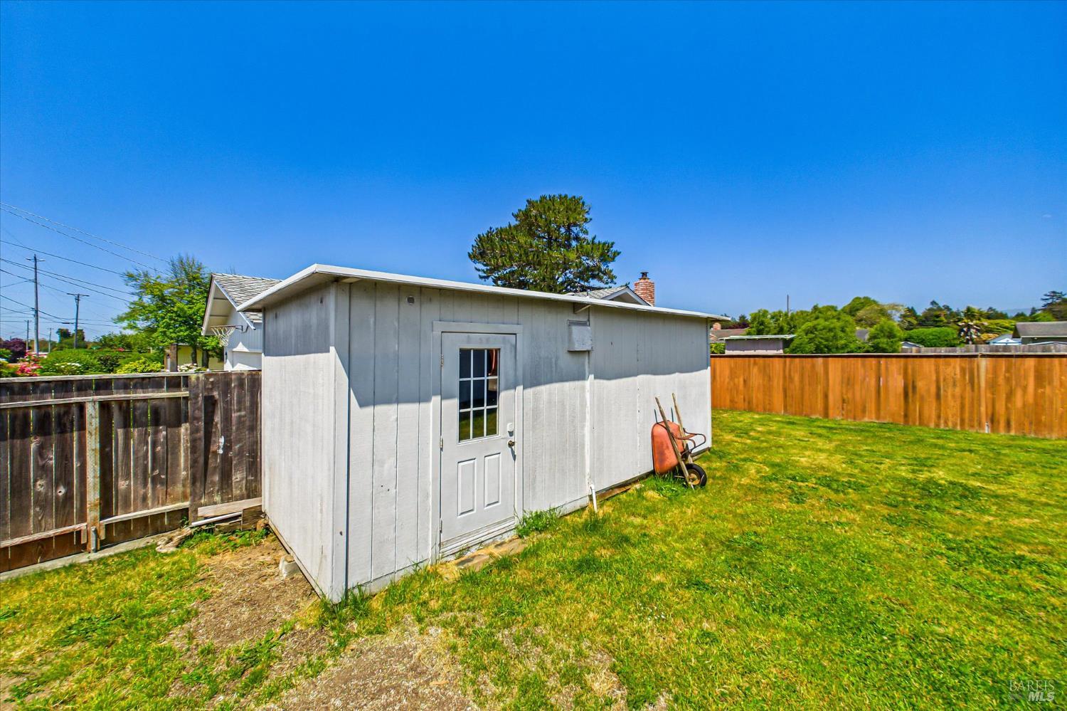 Detail Gallery Image 35 of 40 For 2393 Ohio St, Eureka,  CA 95501 - 3 Beds | 2 Baths