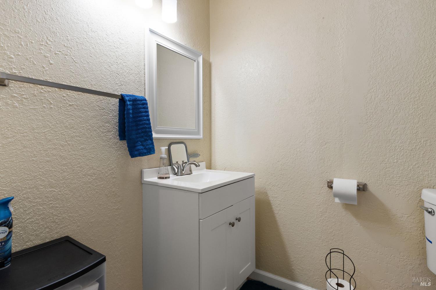 Detail Gallery Image 14 of 17 For 942 5th St, Vallejo,  CA 94590 - 3 Beds | 2 Baths