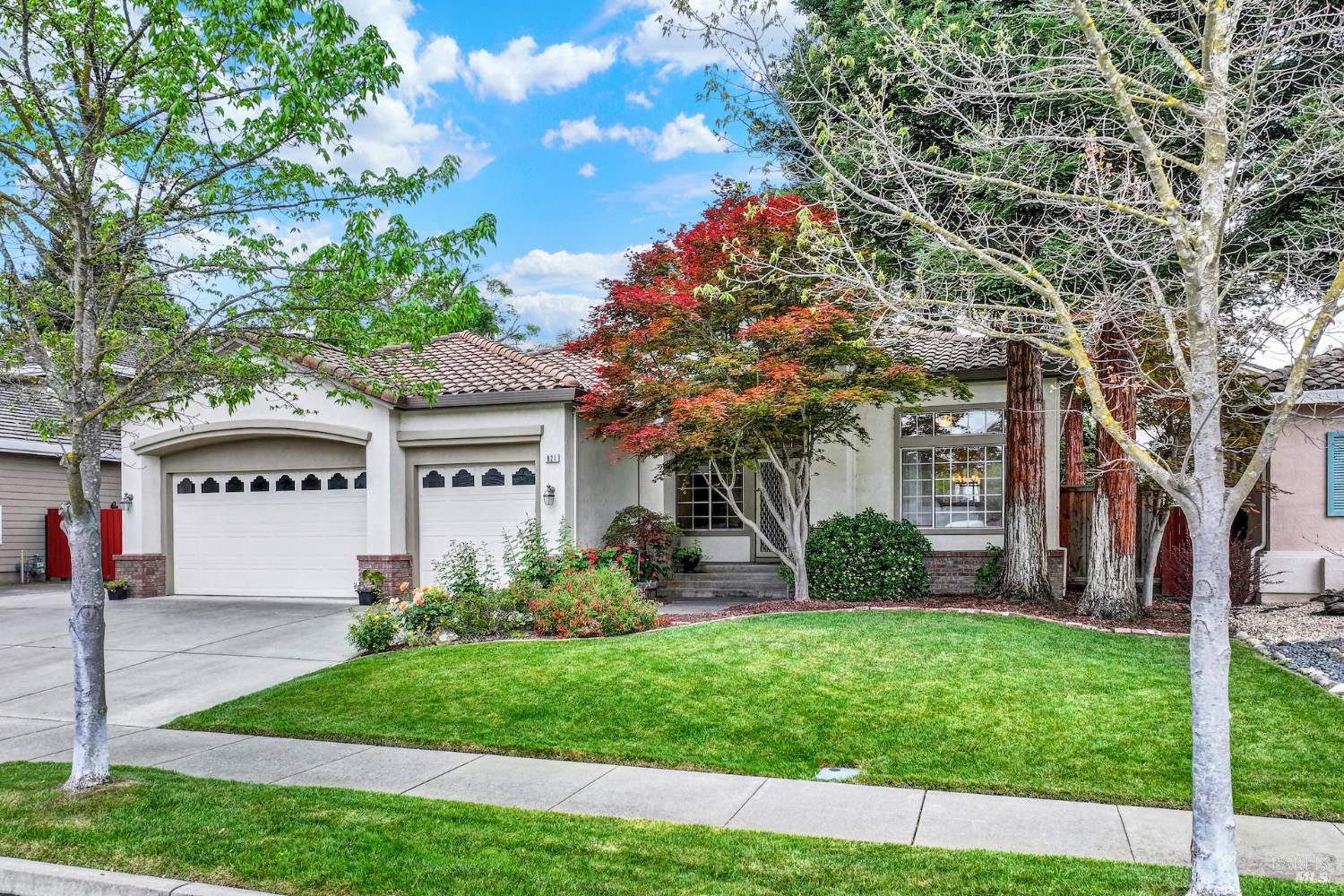 Detail Gallery Image 2 of 71 For 621 Renaissance Ave, Fairfield,  CA 94534 - 3 Beds | 3 Baths