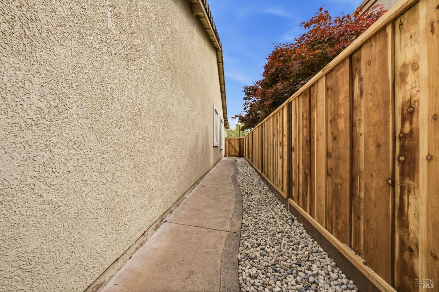 Detail Gallery Image 61 of 78 For 715 Antiquity Dr, Fairfield,  CA 94534 - 5 Beds | 2 Baths