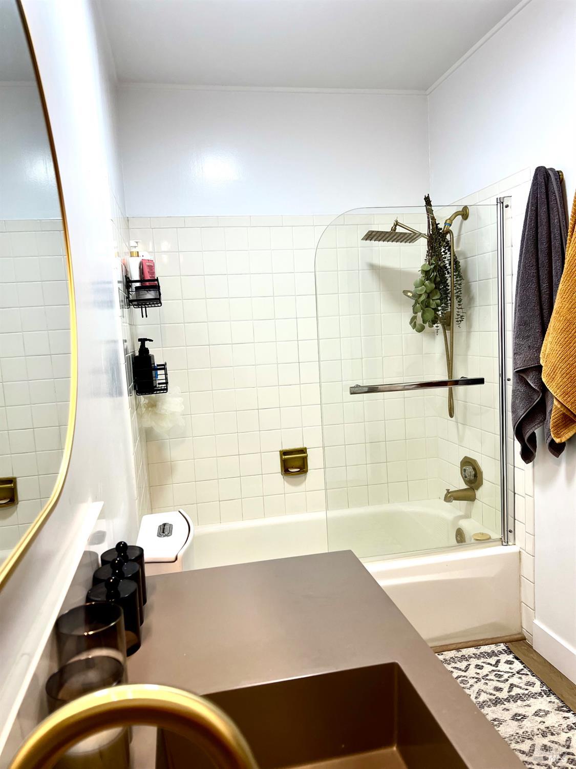 Detail Gallery Image 8 of 18 For 199 Regent Dr, Pittsburg,  CA 94565 - 3 Beds | 2 Baths